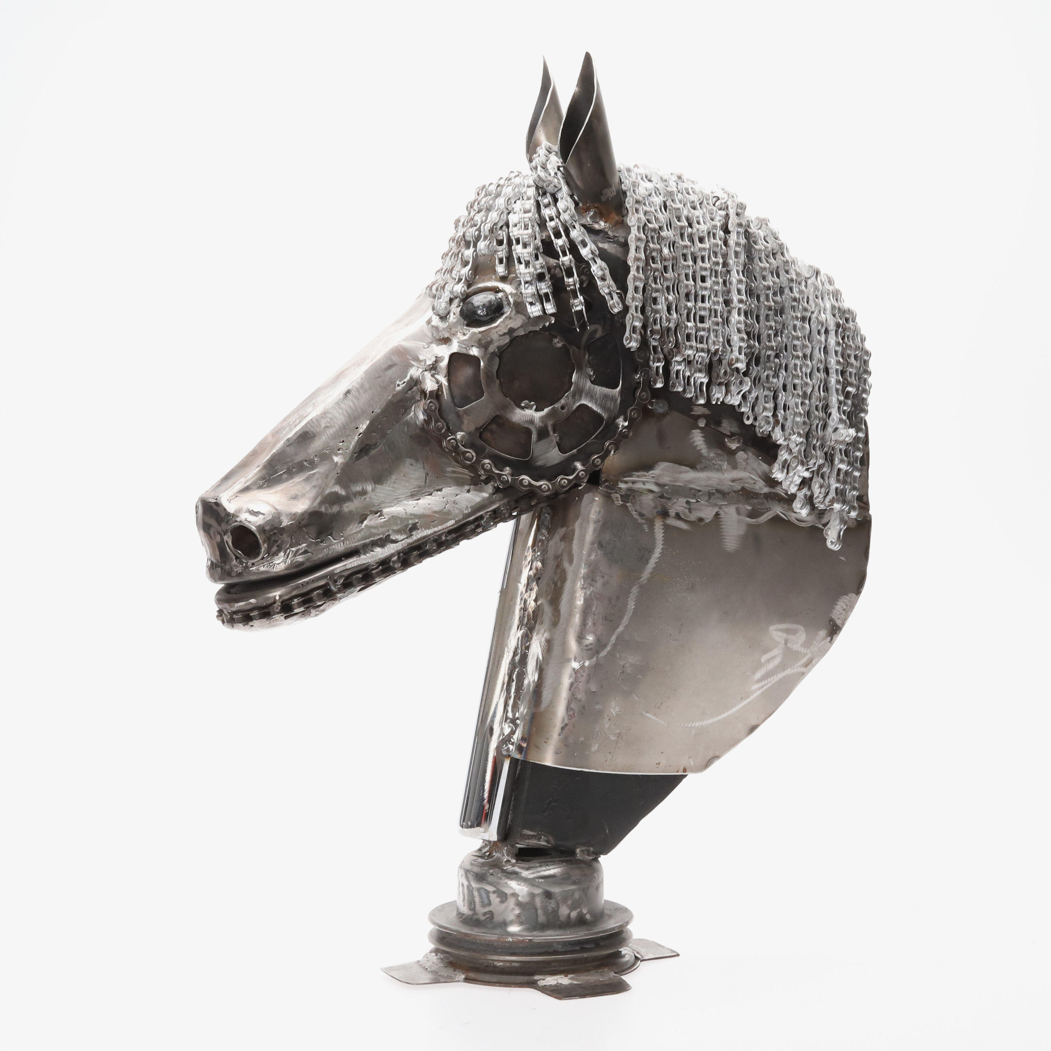 SKULPTUR. Stål, "Hästhuvud", signerad Safar. Samtida.