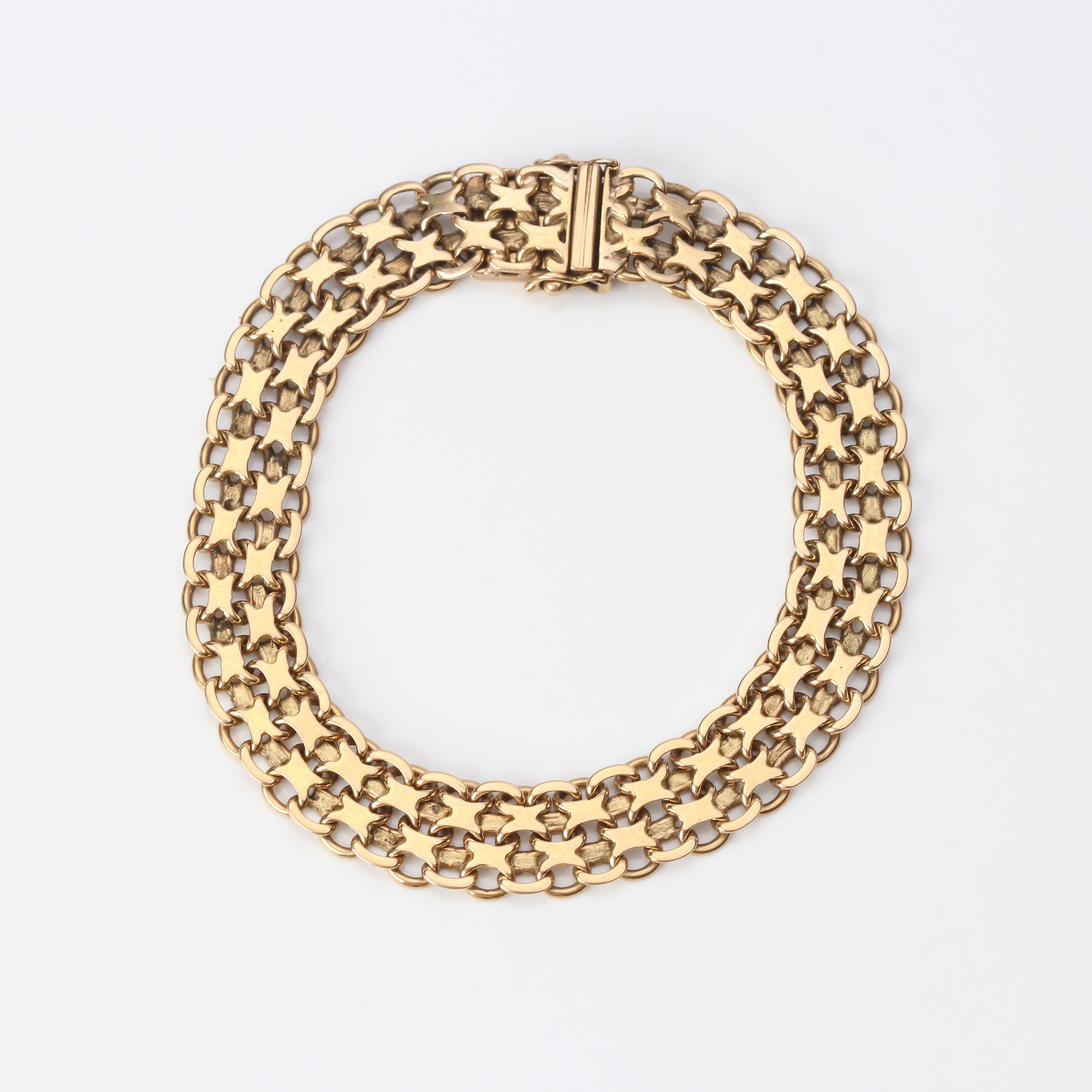 ARMBAND, X-LÄNK. 18k guld, vikt ca 22,3 gram.