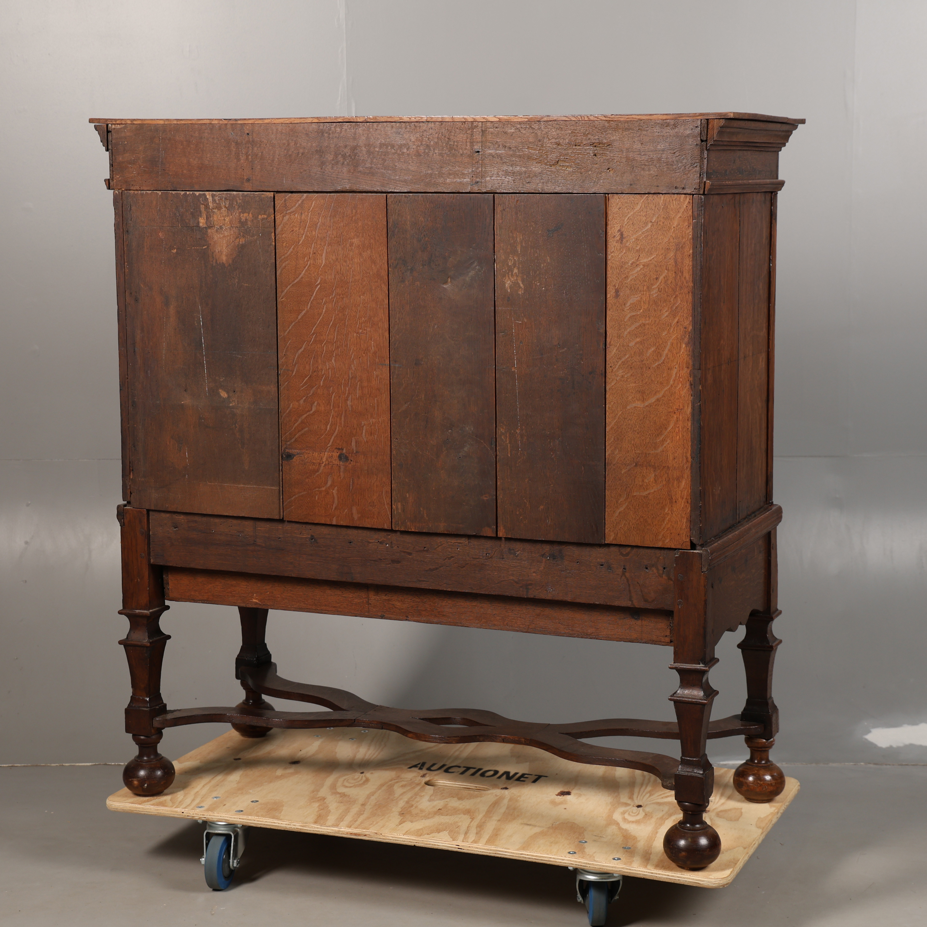 Images for 5004338. A WILLIAM AND MARY STYLE OAK CHEST ON STAND ...