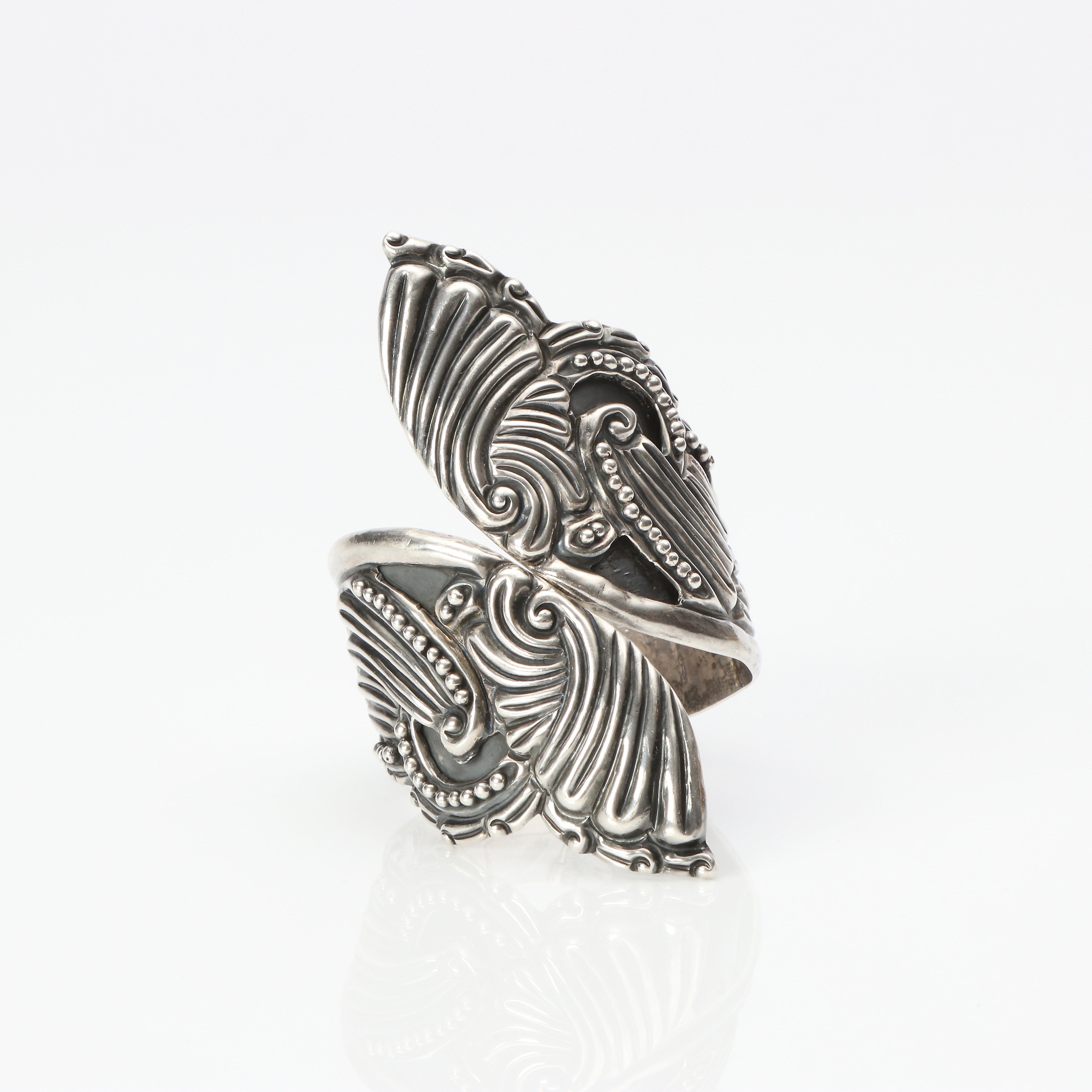 ARMBAND. Sterlingsilver, Taxco Mexico, stämplat CP, totalvikt ca 63,7 gram.