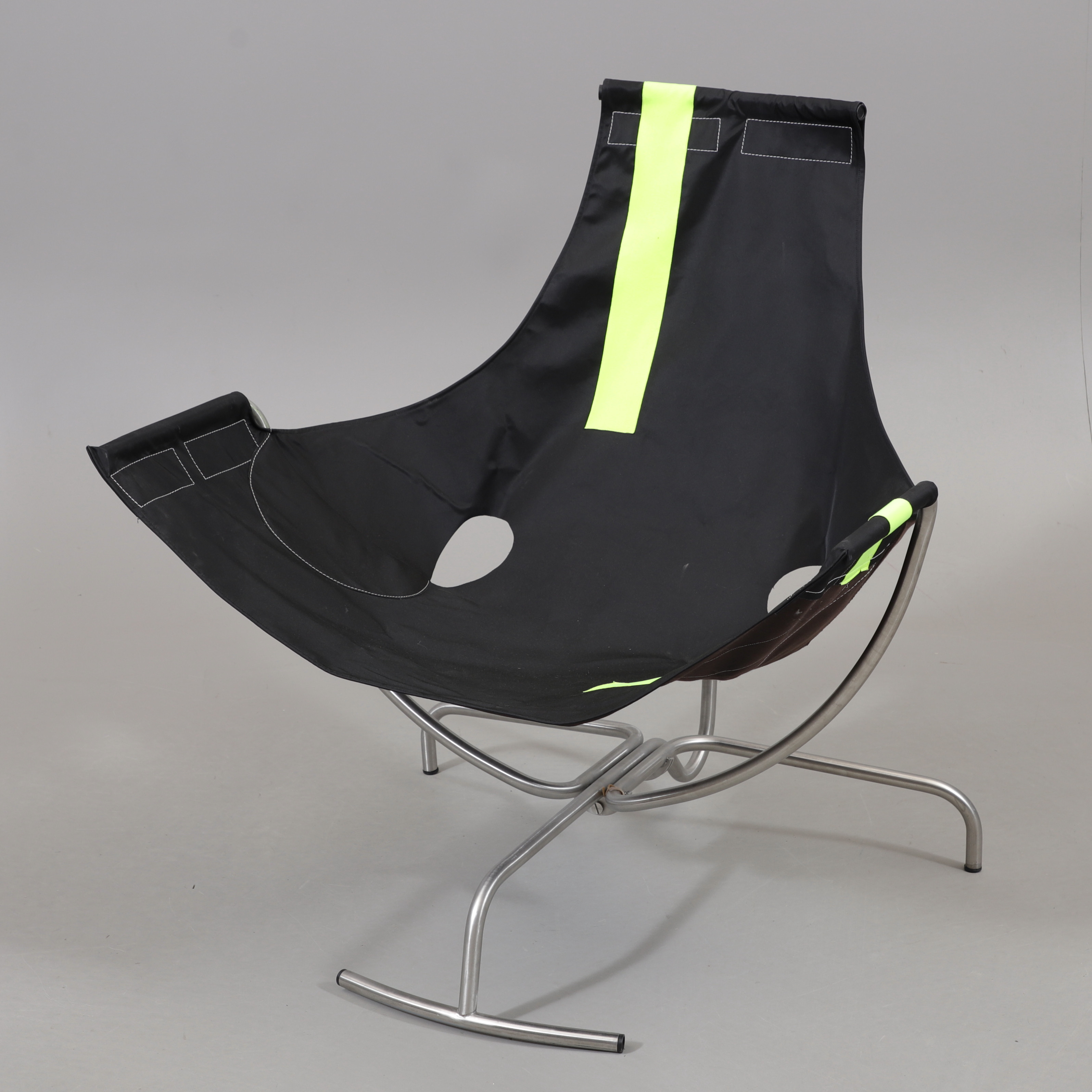 ACHILLE CASTIGLIONI & FERRUCCIO LAVIANI. Fåtölj, stålrör/textil, "Moroso 40/80", Italien.
