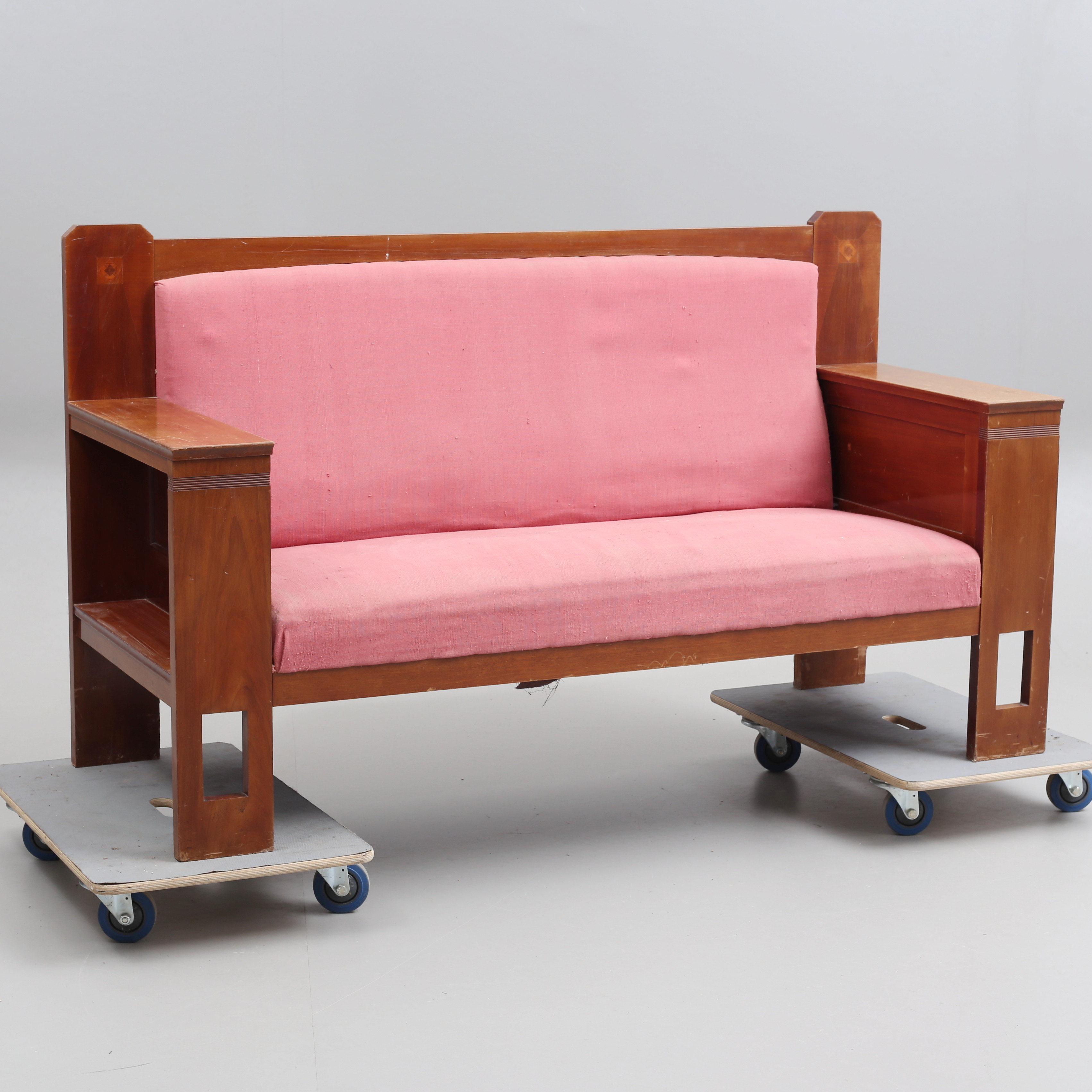 SOFFA, jugend, intarsiadekor, Nordiska Kompaniet, Brickmärkt, tidigt 1900-tal.