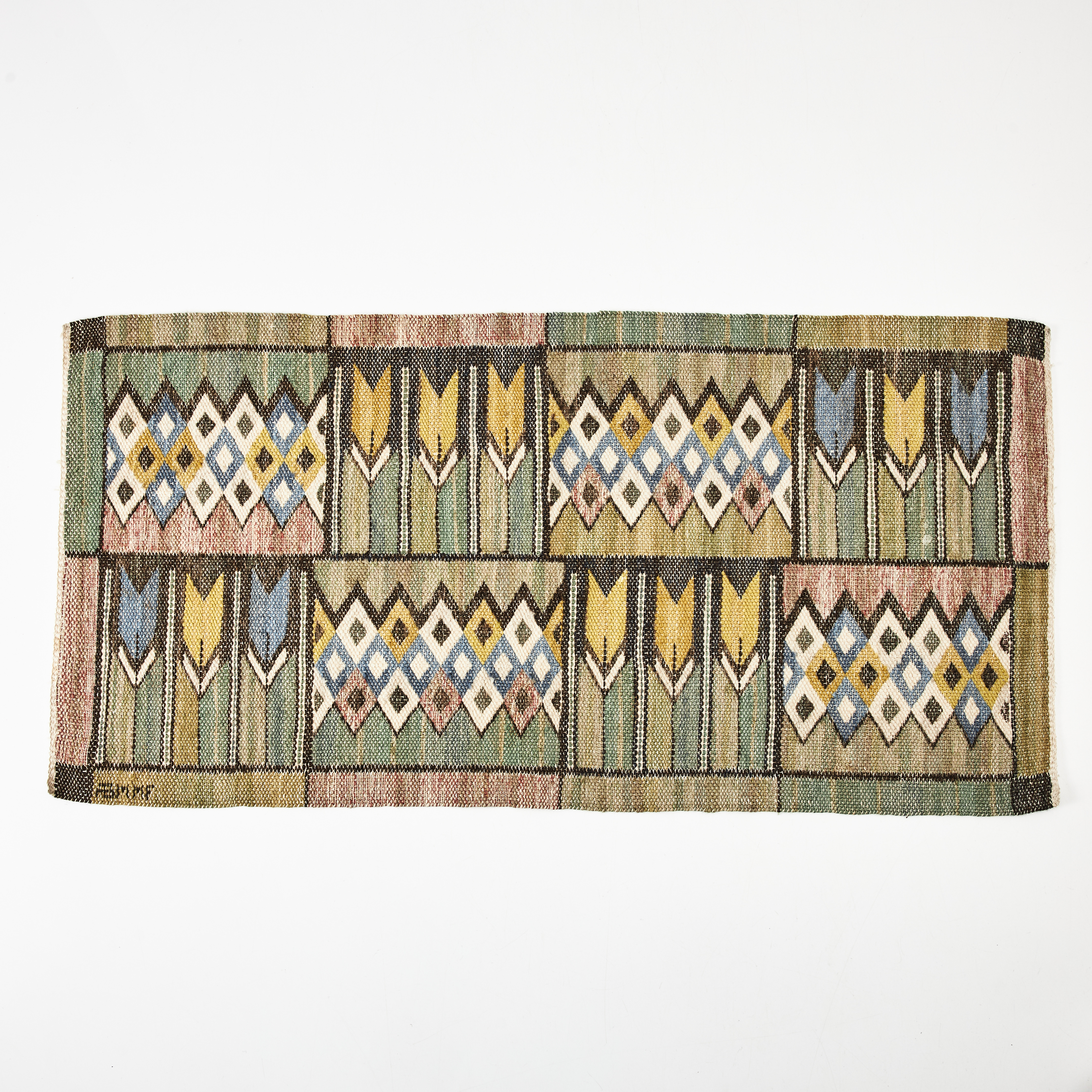 MÄRTA MÅÅS-FJETTERSTRÖM. "Crocus", vävnad, inplock på linnebotten, komponerad 1930. Signerad AB MMF.