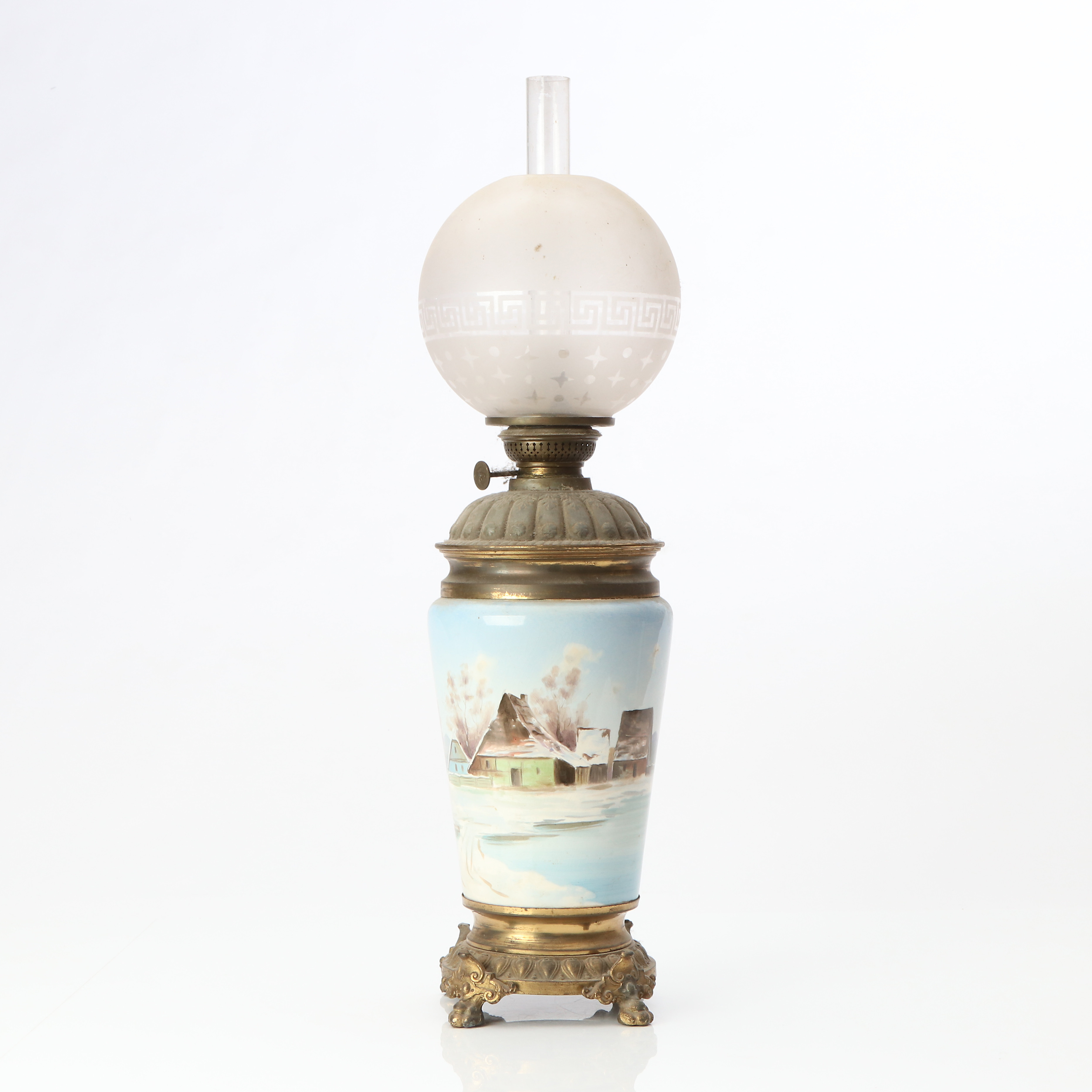 BORDSFOTOGENLAMPA. Porslin och gjutmetall. Sent 1800-tal.