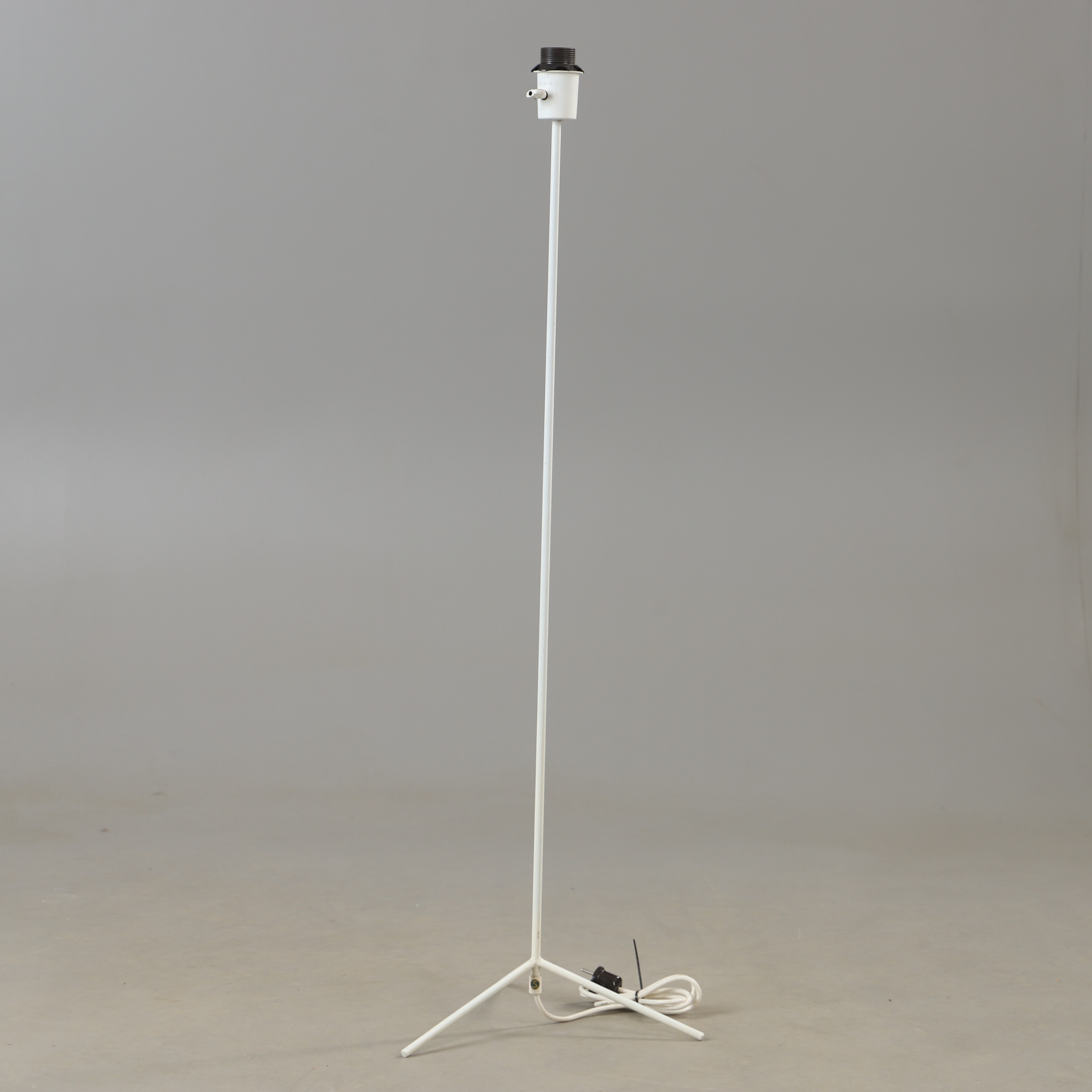 HANS BERGSTRÖM. Golvlampa, "571", metall, Atelje Lyktan, 1900-talets mitt.