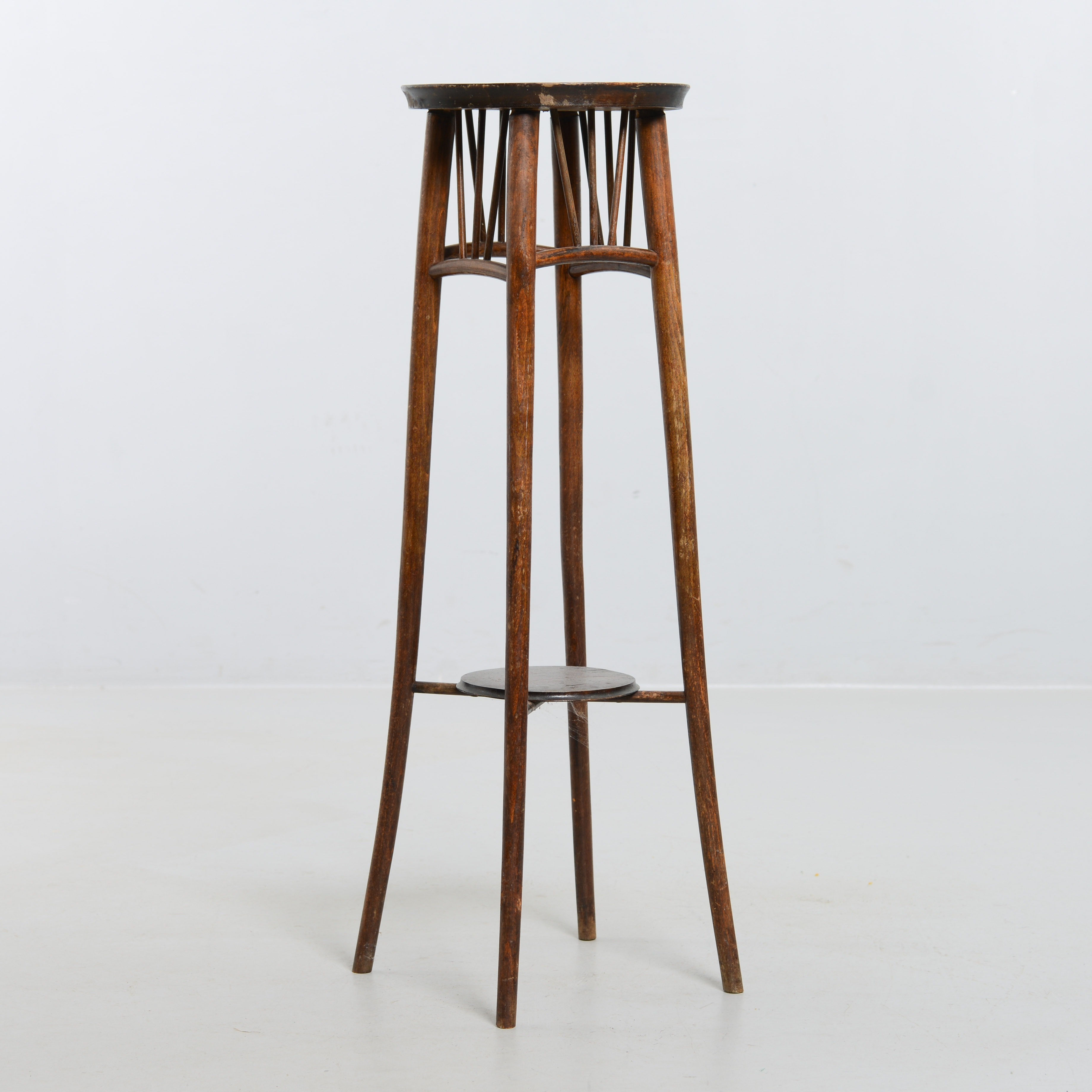 PIEDESTAL, 1900-talets andra del.