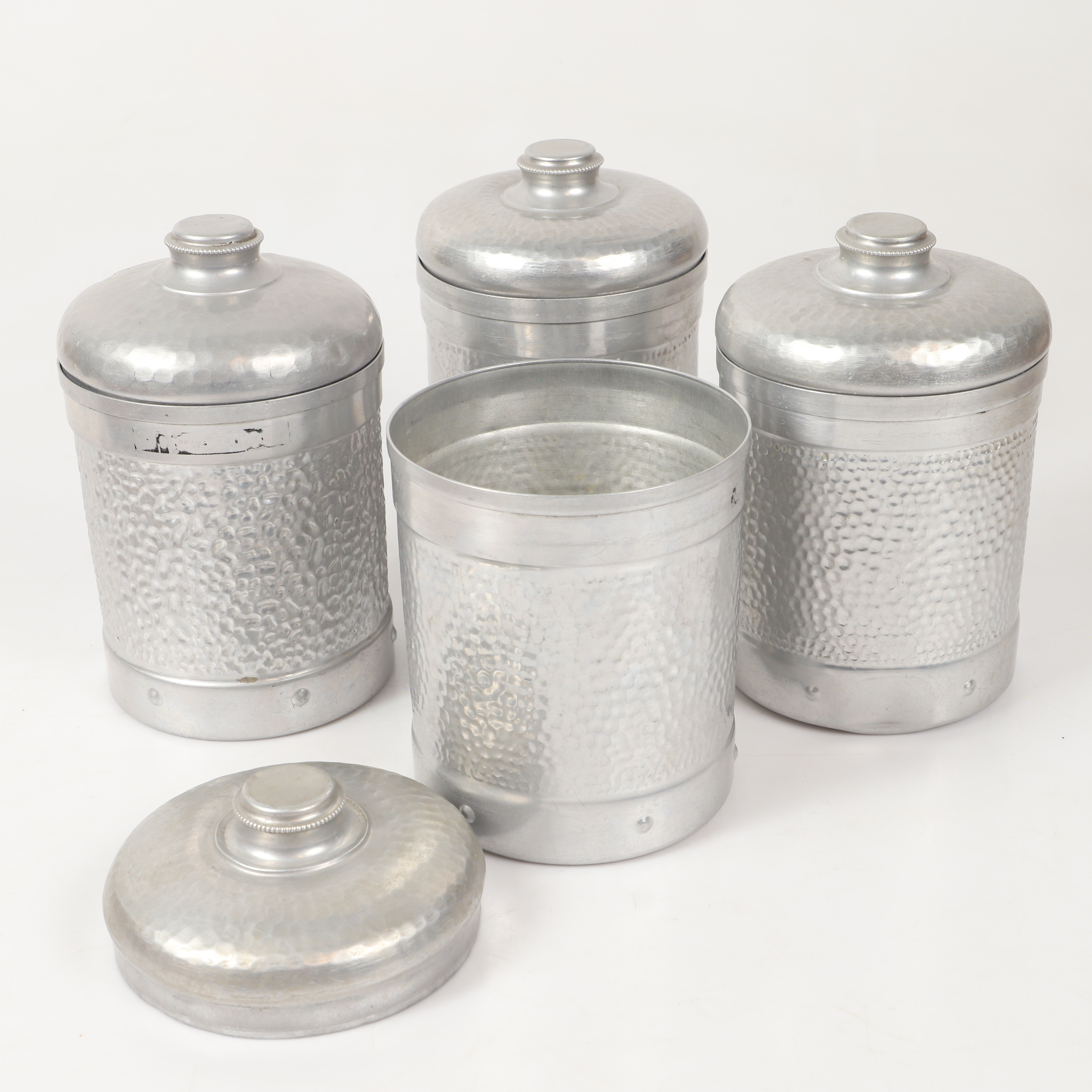 KAKBURKAR, 4 stycken, "Örebro Kex", aluminium, 1900-tal.