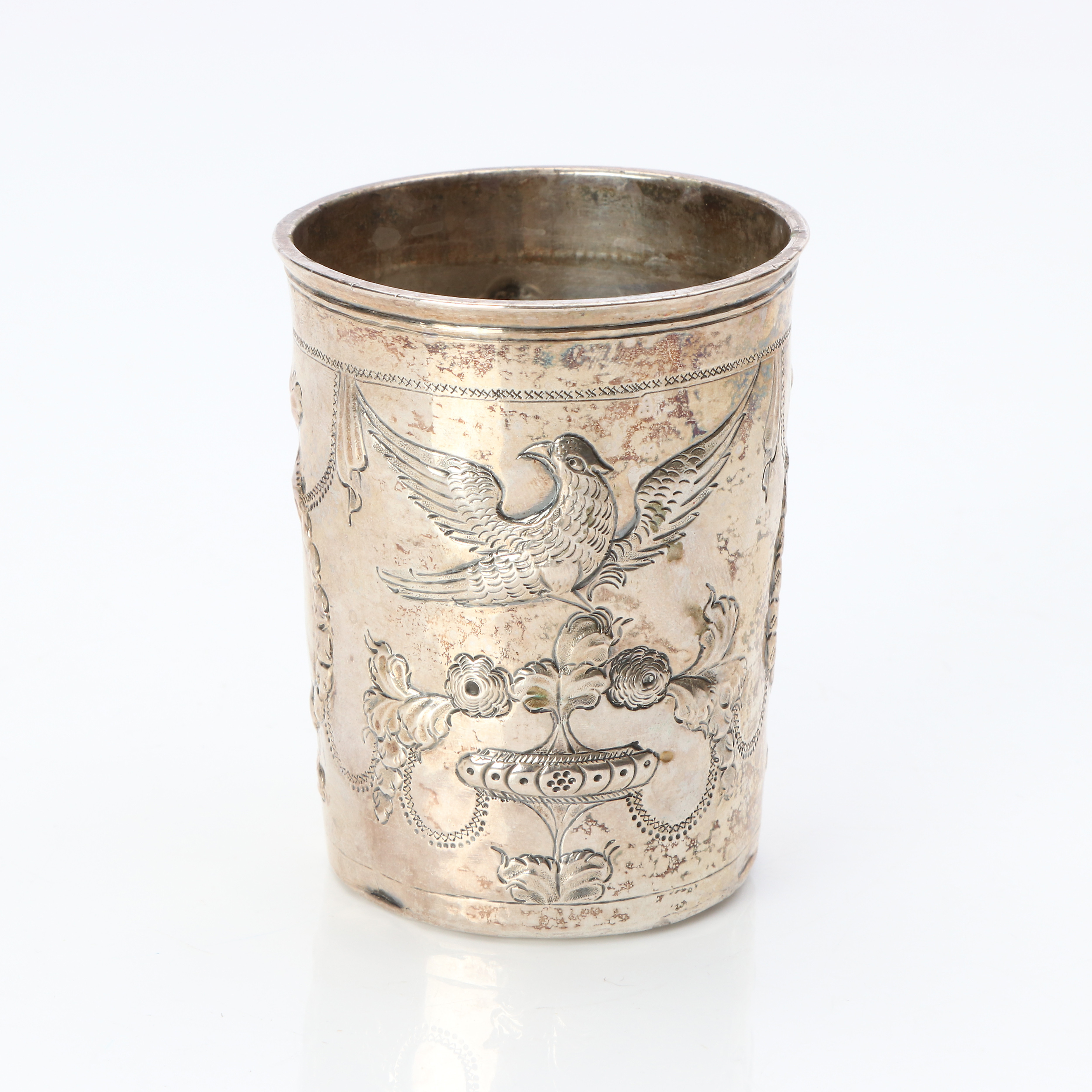 BÄGARE. Silver. Moskva, 1794. Okänd mästare. Vikt ca 95 gram.