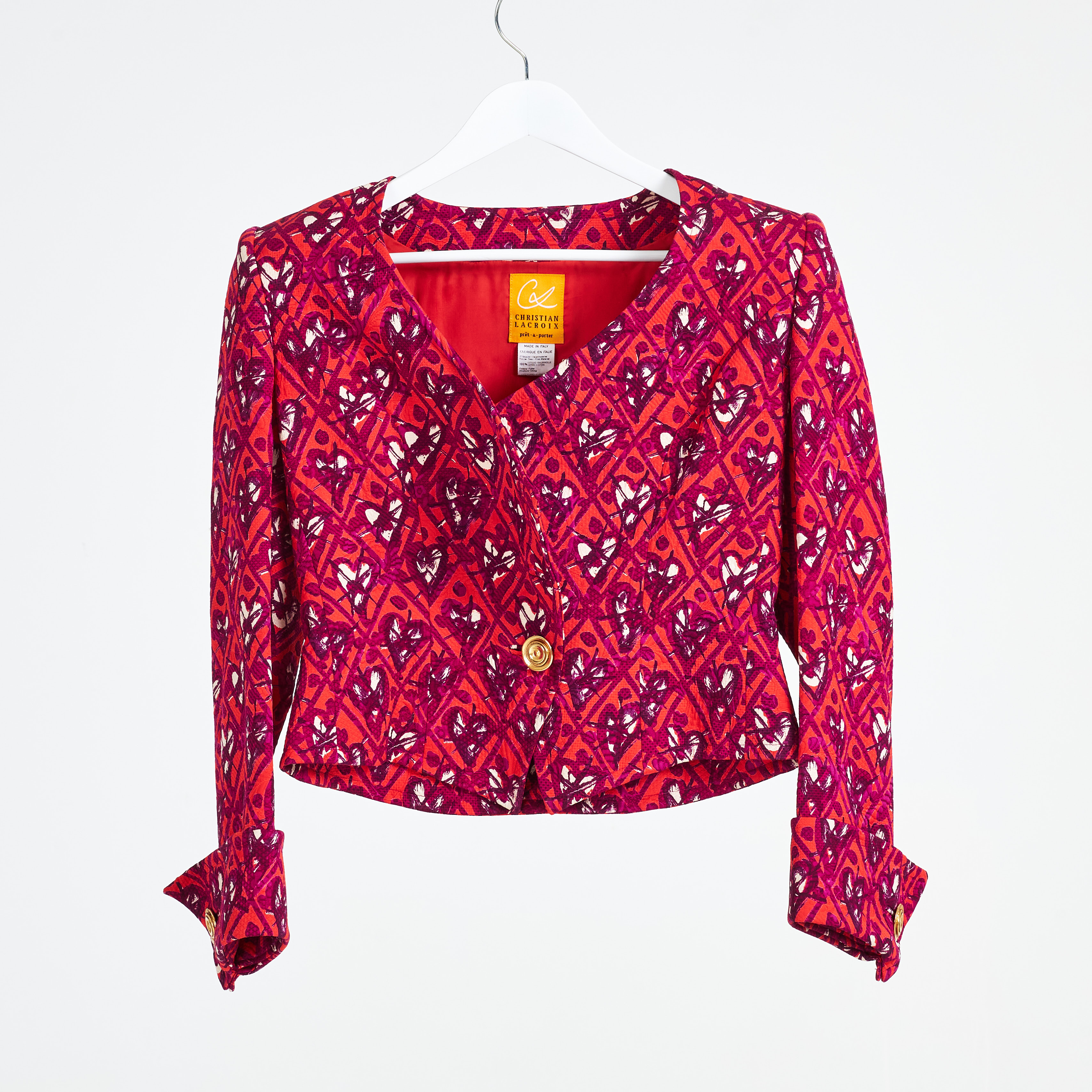 CHRISTIAN LACROIX. Jacka, midjekort modell, strl. 38, bomull, invändigt fodrat, knappar i metall, etikettmärkt Christian Lacroix prêt-a-porter.