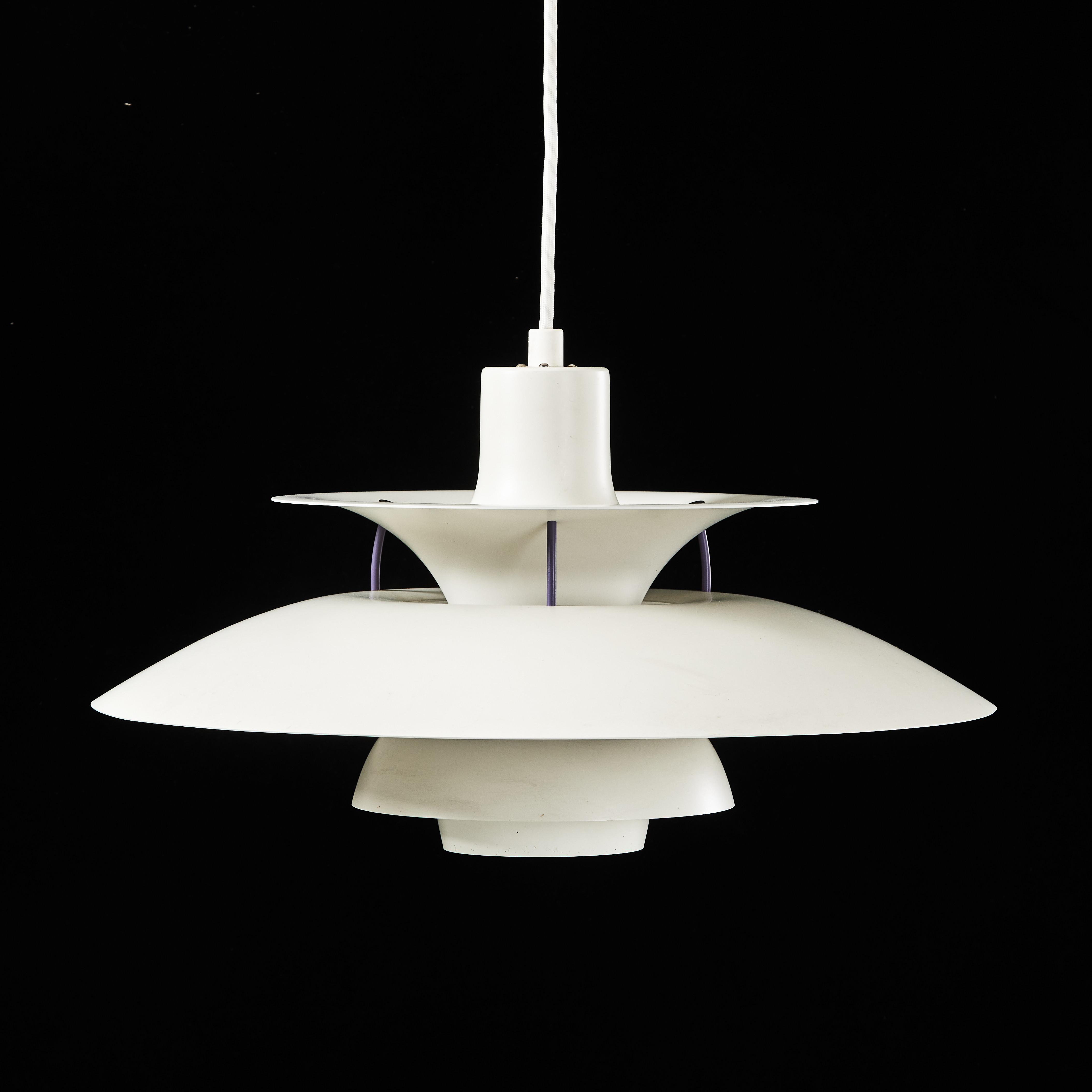 POUL HENNINGSEN. Taklampa, "PH 5", nr. 317091, Louis Poulsen, etikettmärkt.