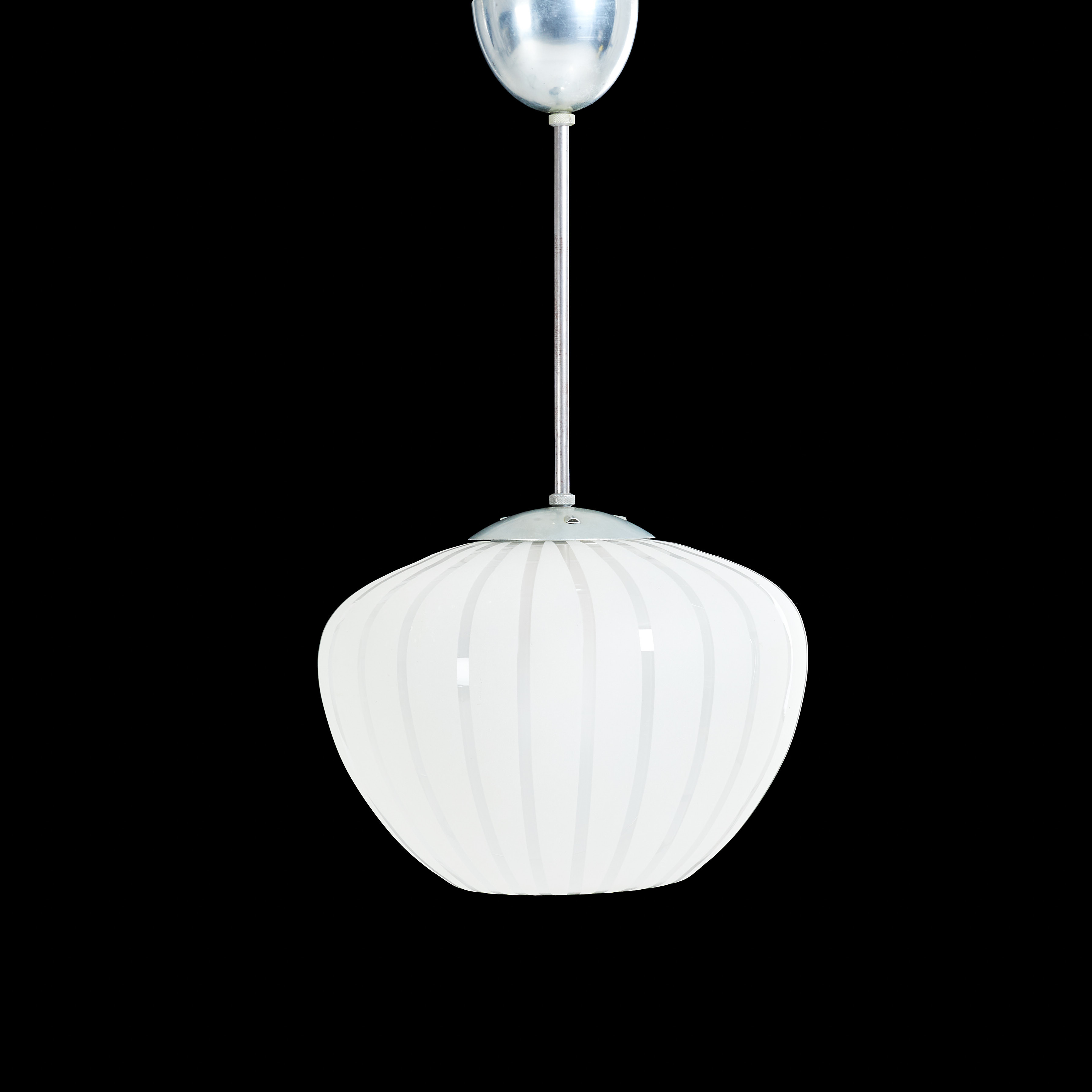 TAKLAMPA, glas, delvis frostad, vitmetall, 1900-talets mitt.