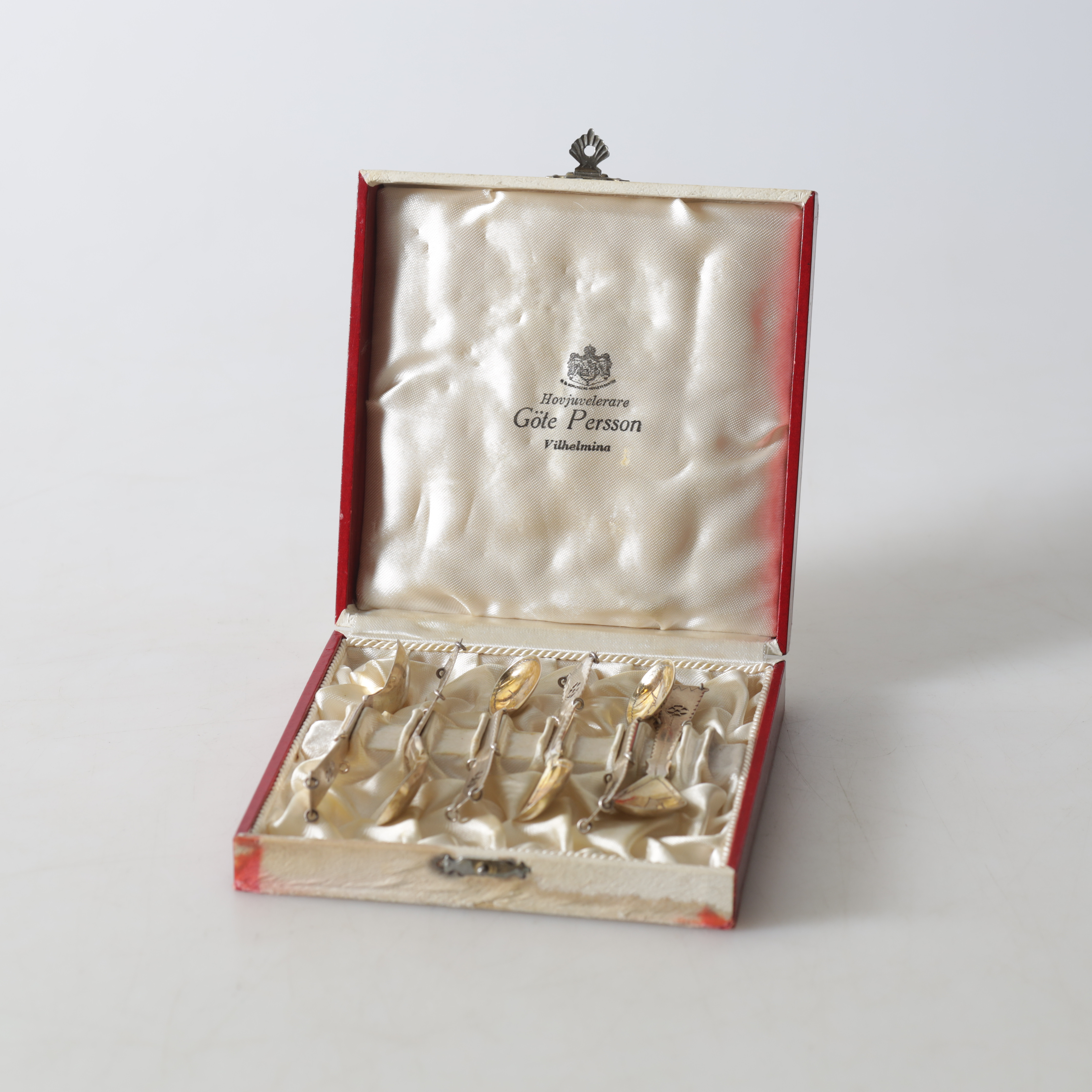 KAFFESKEDAR, 6 st, silver, samearbete, Nya Guldsmedsaffären Göte Persson, Vilhelmina, 1940-tal. Totalvikt ca 56,1 gram.