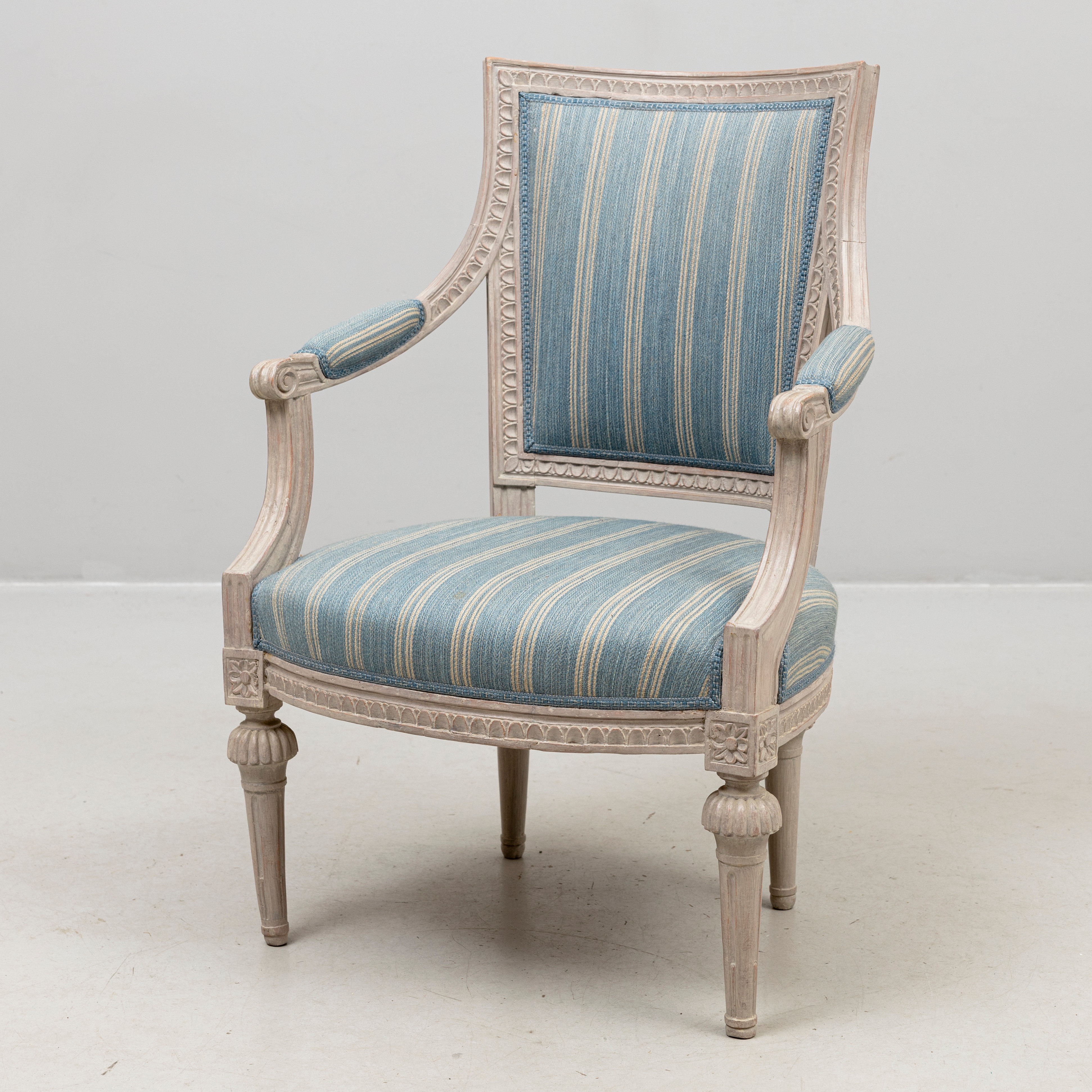 KARMSTOL, sengustavianskt lindomearbete, signerad OES (Olof Eriksson i Strekered/Lindome 1754-1808).