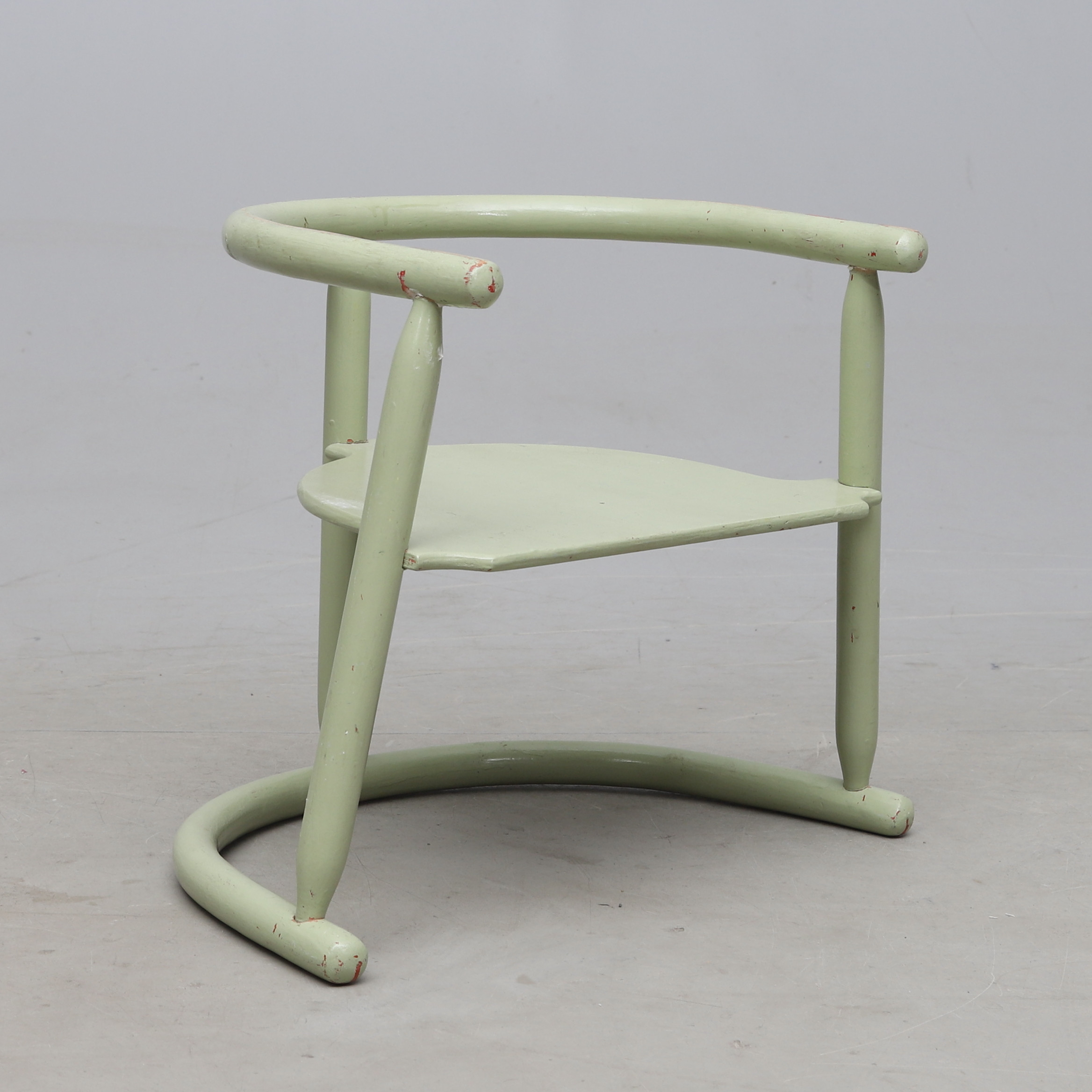 OTTO NIELSEN. Barnstol, ”Anna”, IKEA, bemålat trä, design 1963.