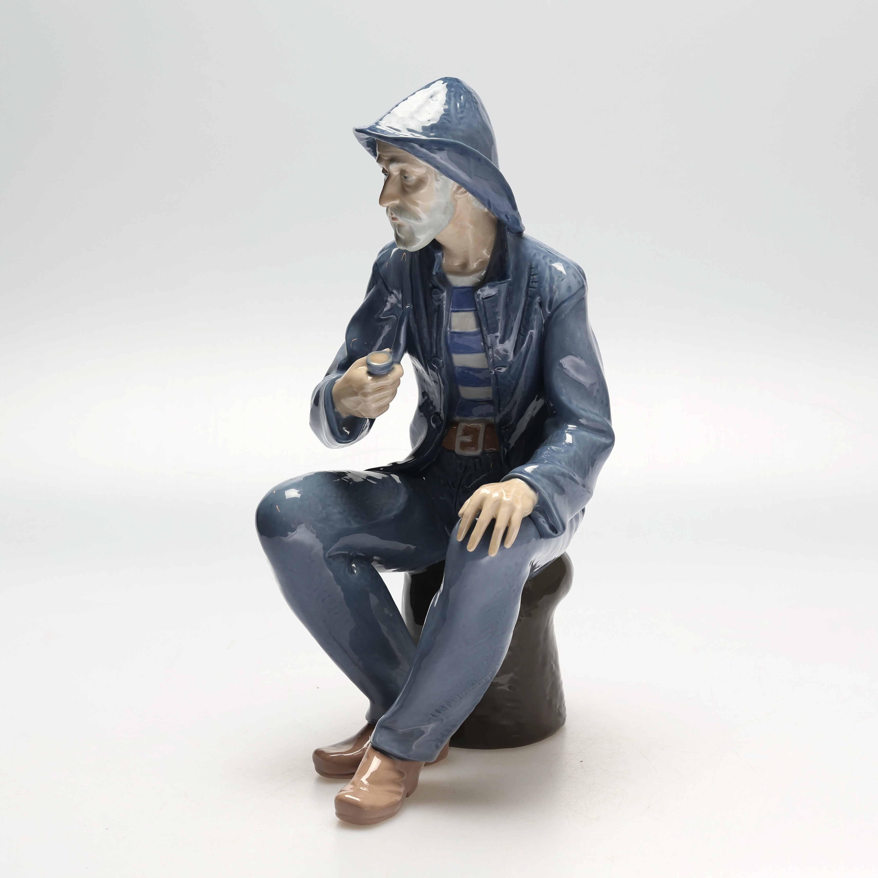 FIGURIN. Fiskargubbe, porslin, Nau, Spanien.