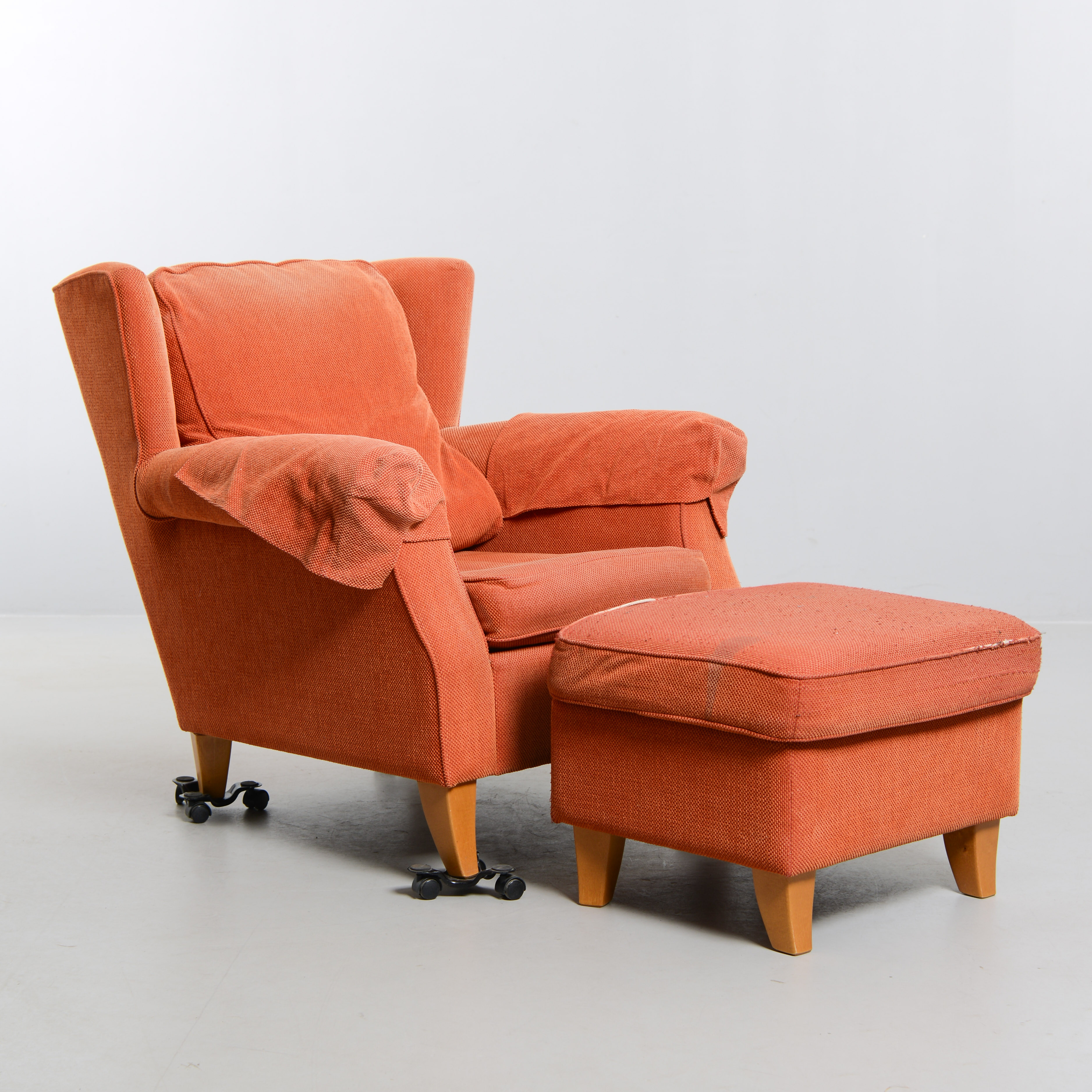 ENGLESSON, "Djursholm", fåtölj med fotpall, 2000-tal.