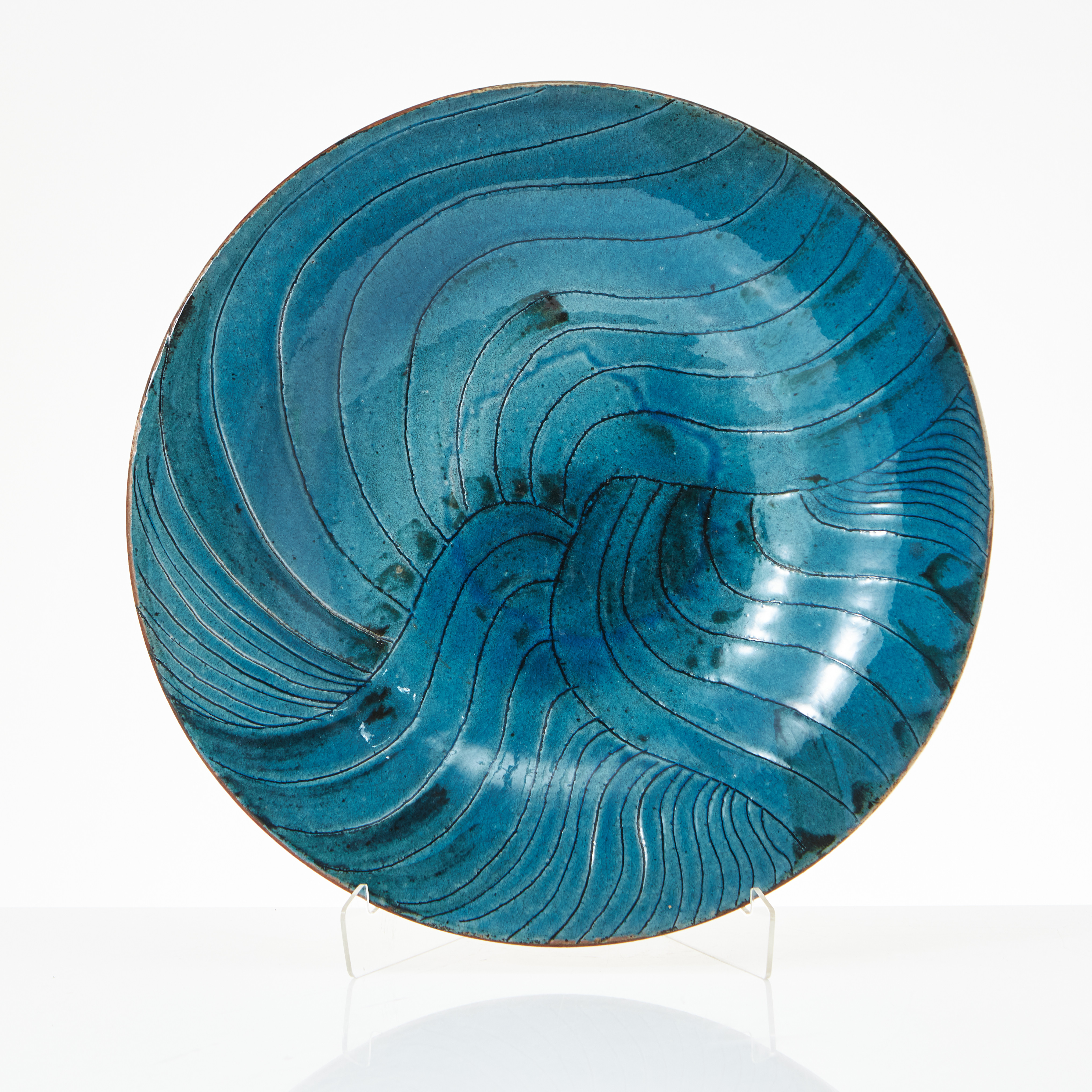 LISA LARSON. (Sverige, 1931–2024). Fat, stengods, signerad och daterad - 80, Gustavsbergs Studio.