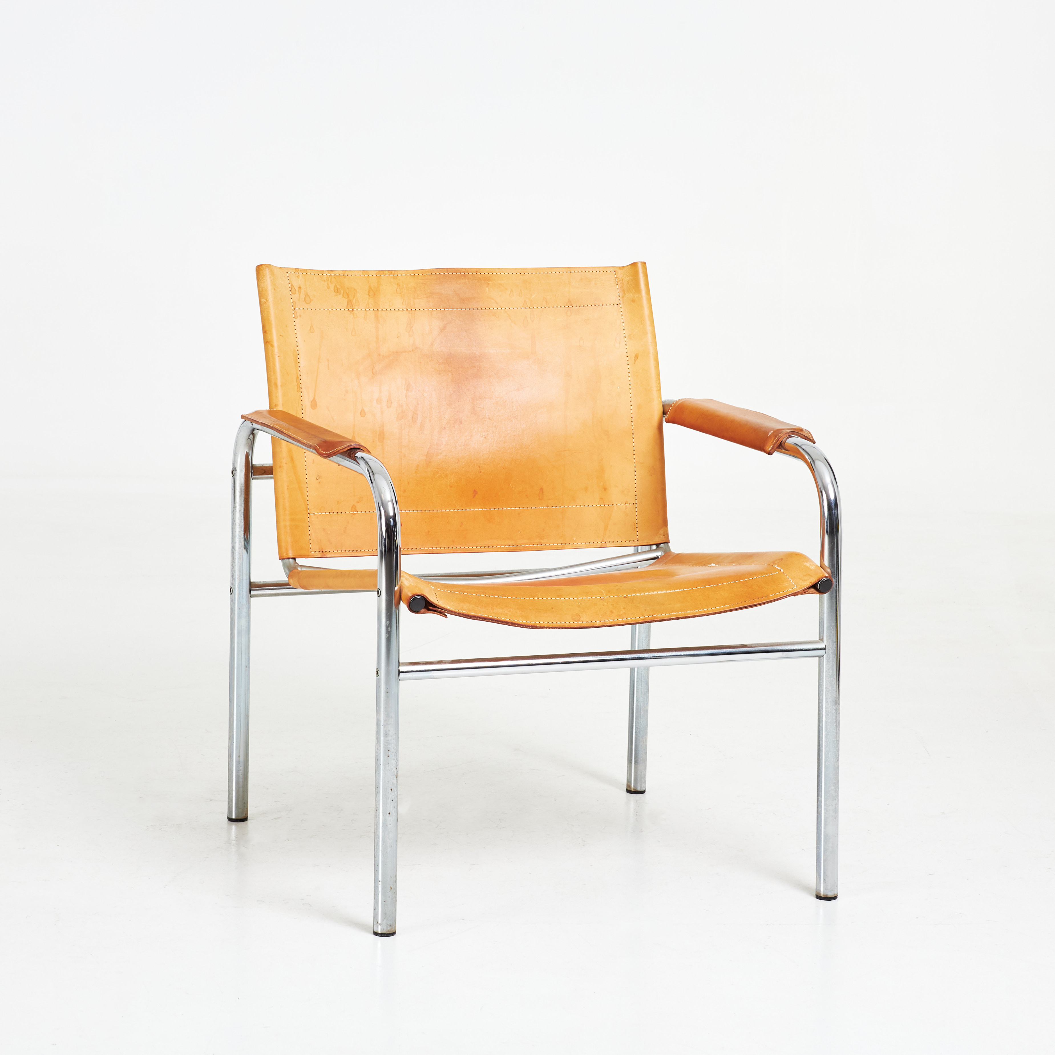 TORD BJÖRKLUND. "Klinte", fåtölj, IKEA, kromad benställning, läder, under med linne canvas.