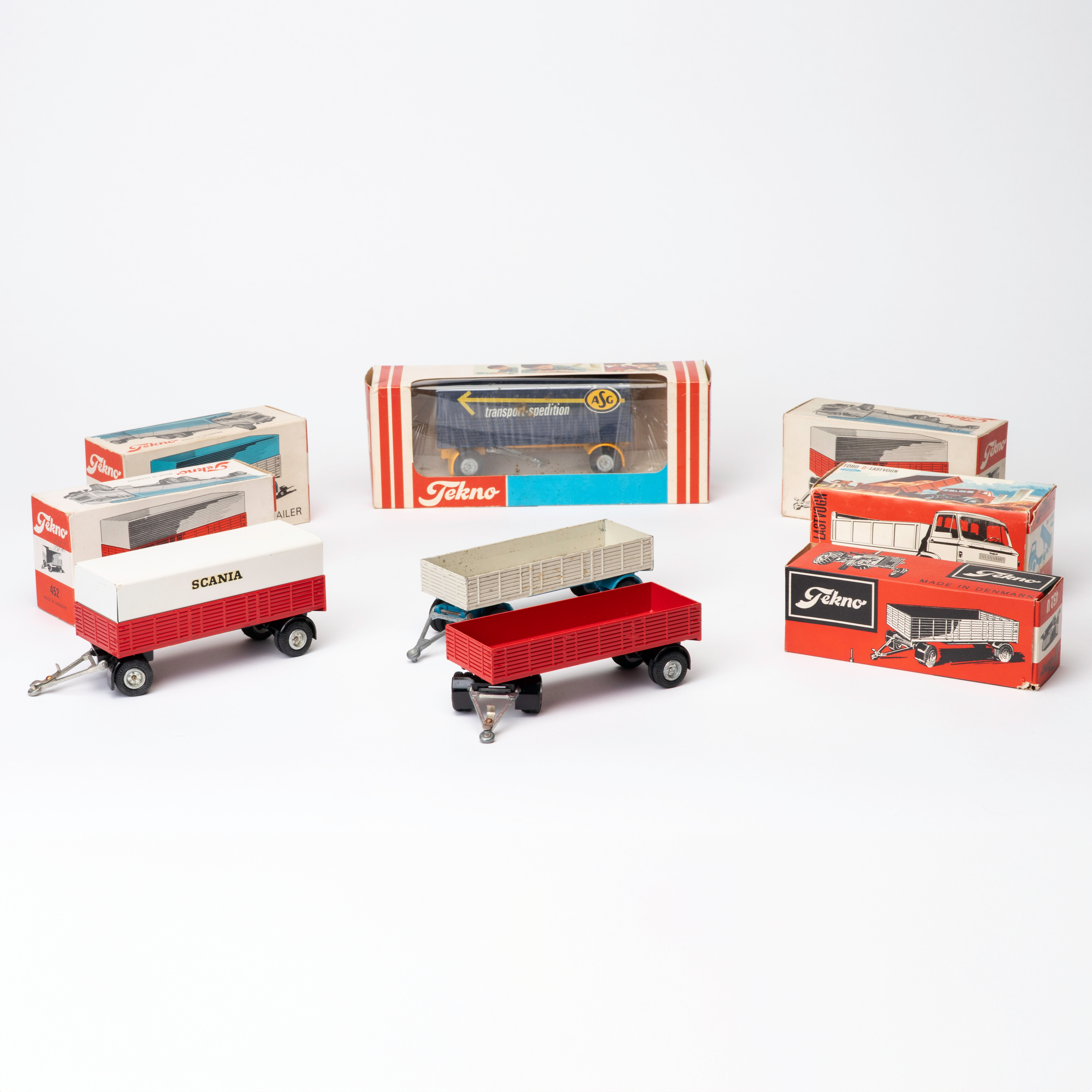 TEKNO 914 FORD lastbil och 8 st 452 släpvagn, Danmark.