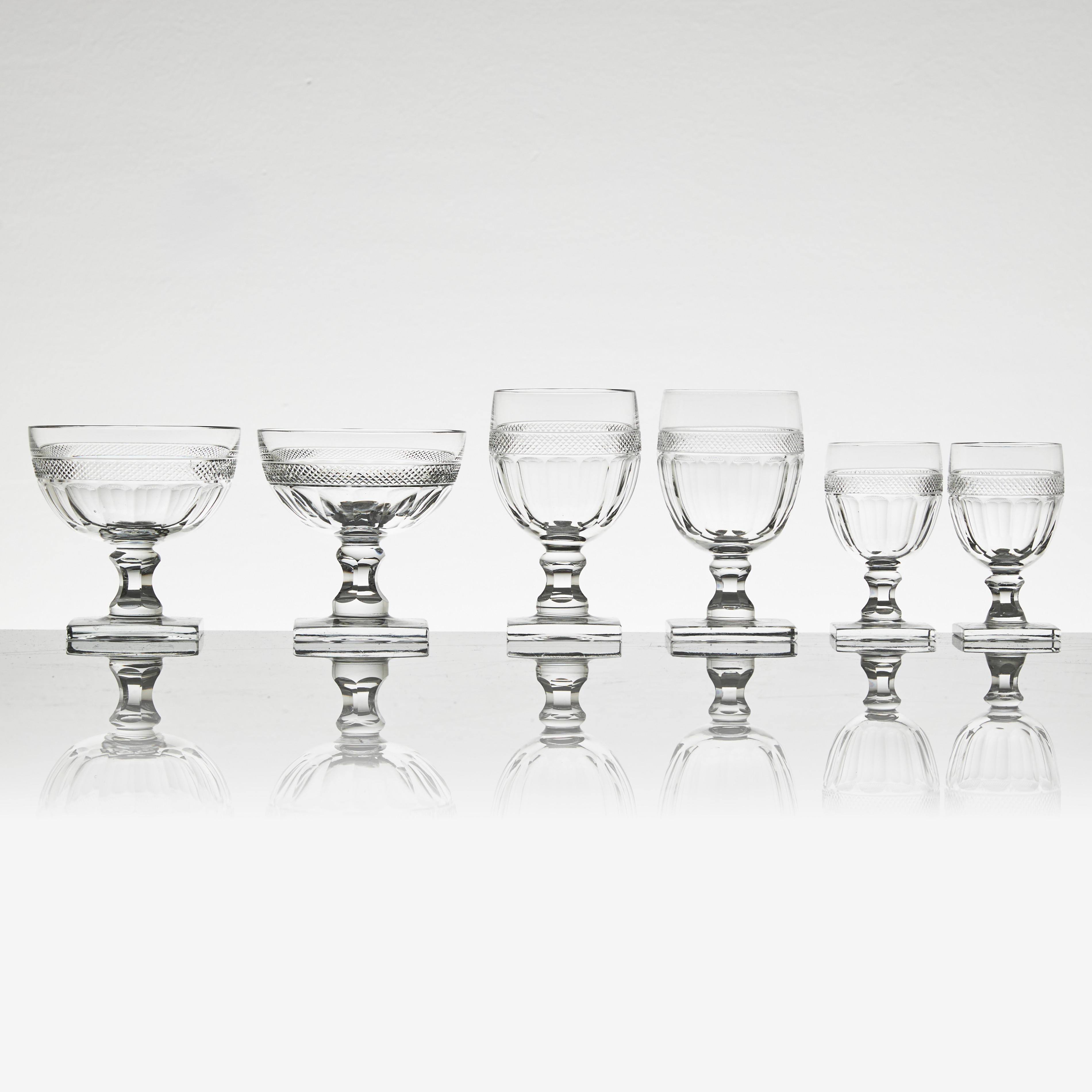 ELIS BERGH. Glasservis, 24 delar, "Sparre", Kosta.