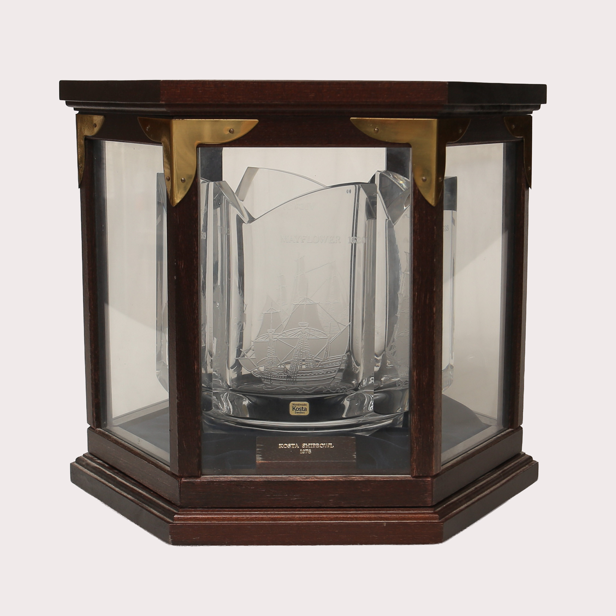 KOSTA SKEPPSSKÅL , kristall, limited edition 63/375, år 1978, i originalvitrin.