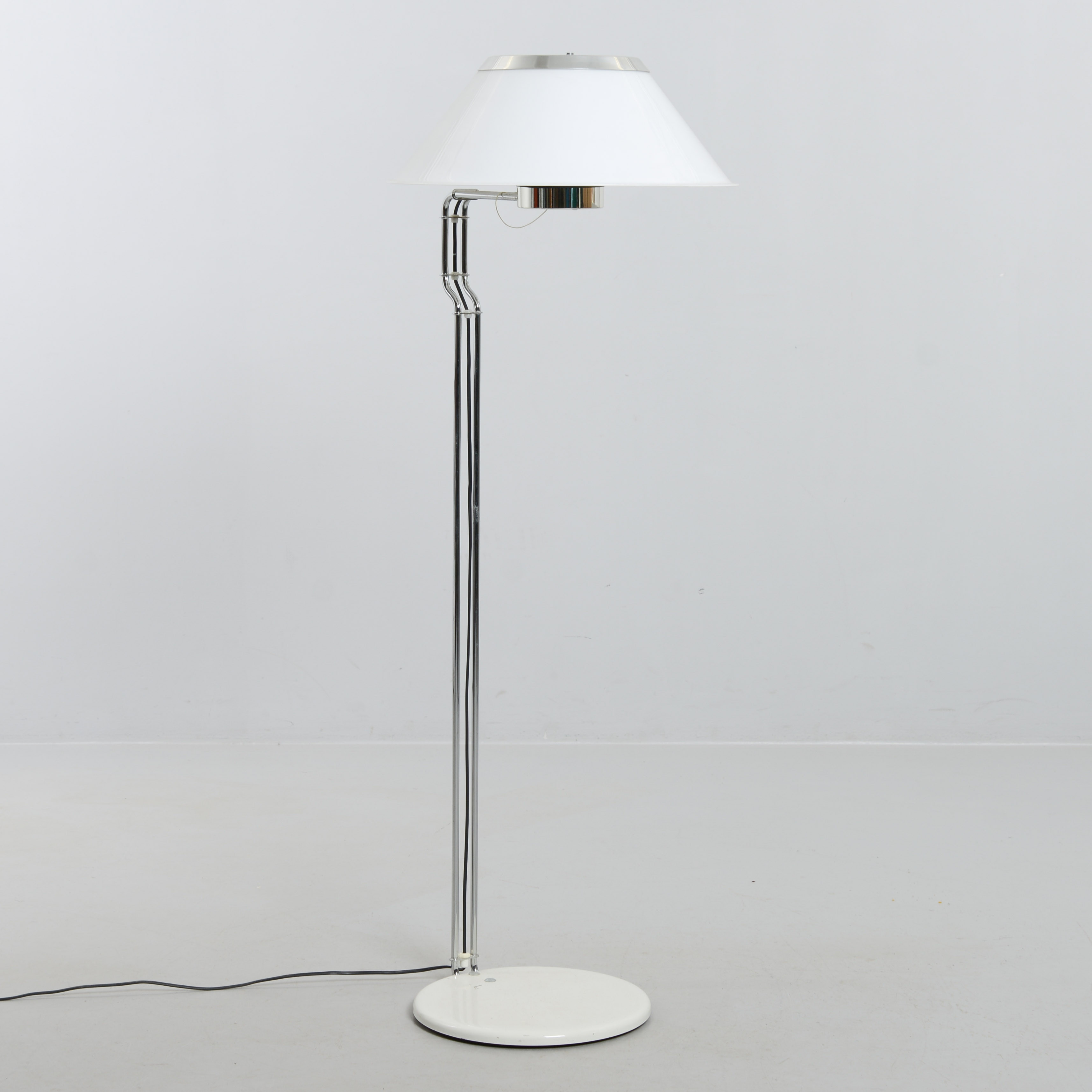 PER SUNDSTEDT. Golvlampa, "Mars", Ateljé Lyktan, Åhus, 1900-talets andra del.