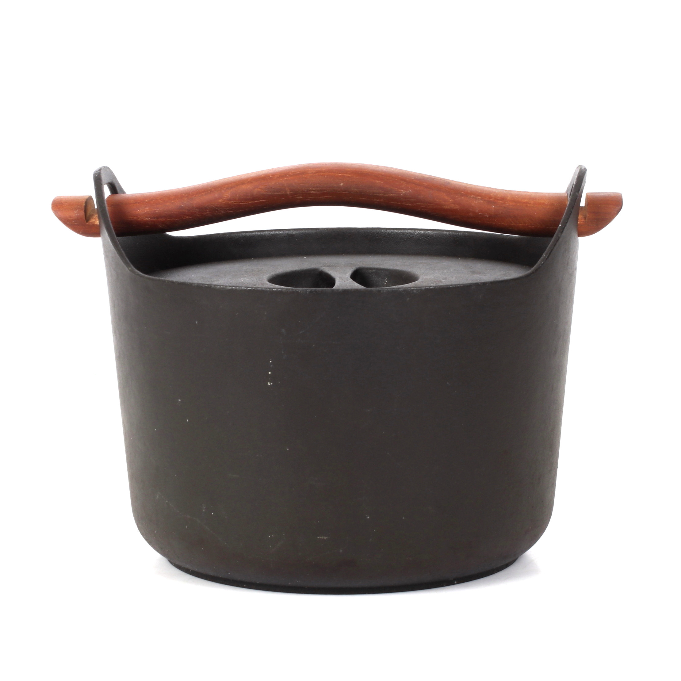 TIMO SARPANEVA. Gjutjärnspanna med teakhandtag, Rosenlew & Co., Finland.