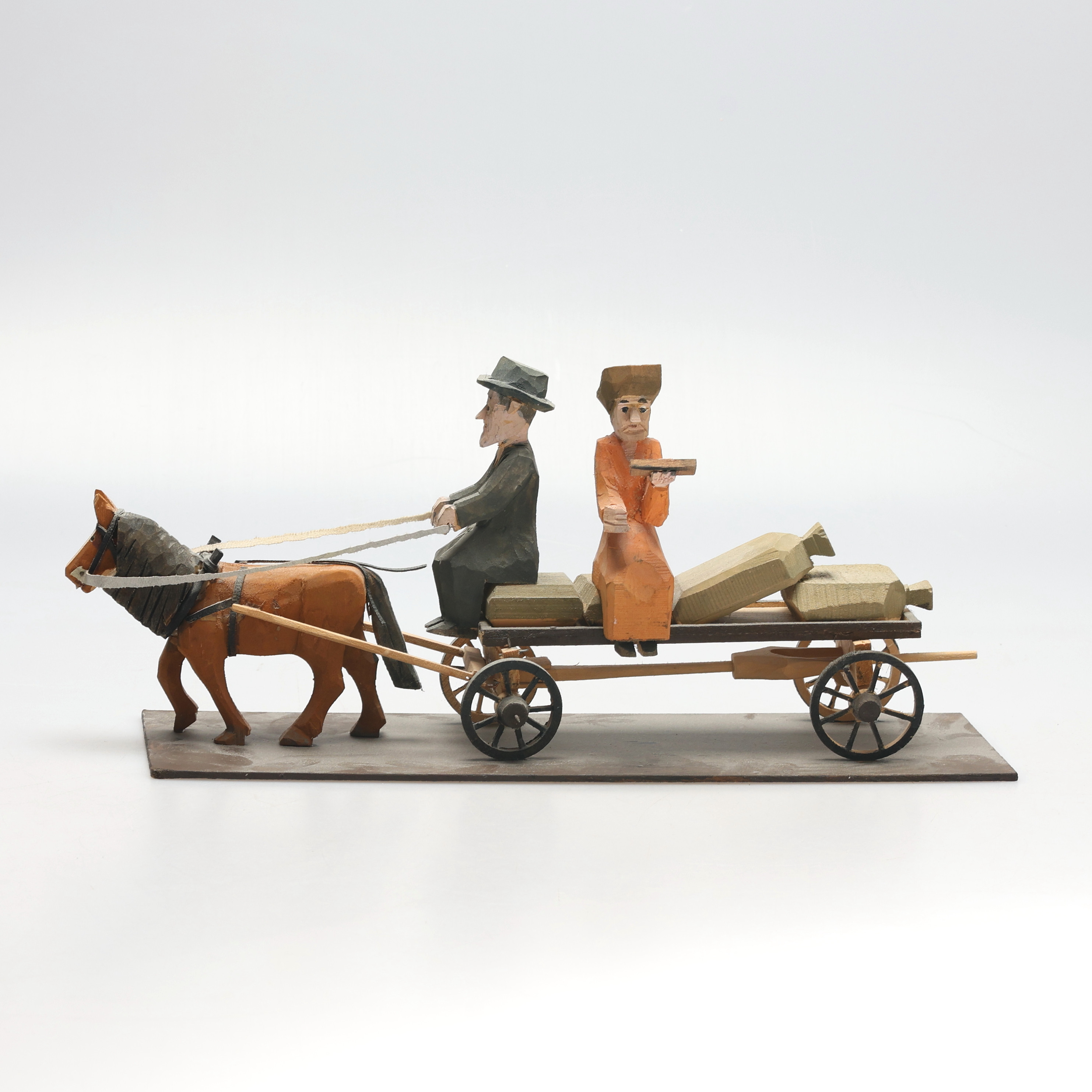 SKULPTUR. Snidat trä, signerad, B. Fält, Ekenässjön.