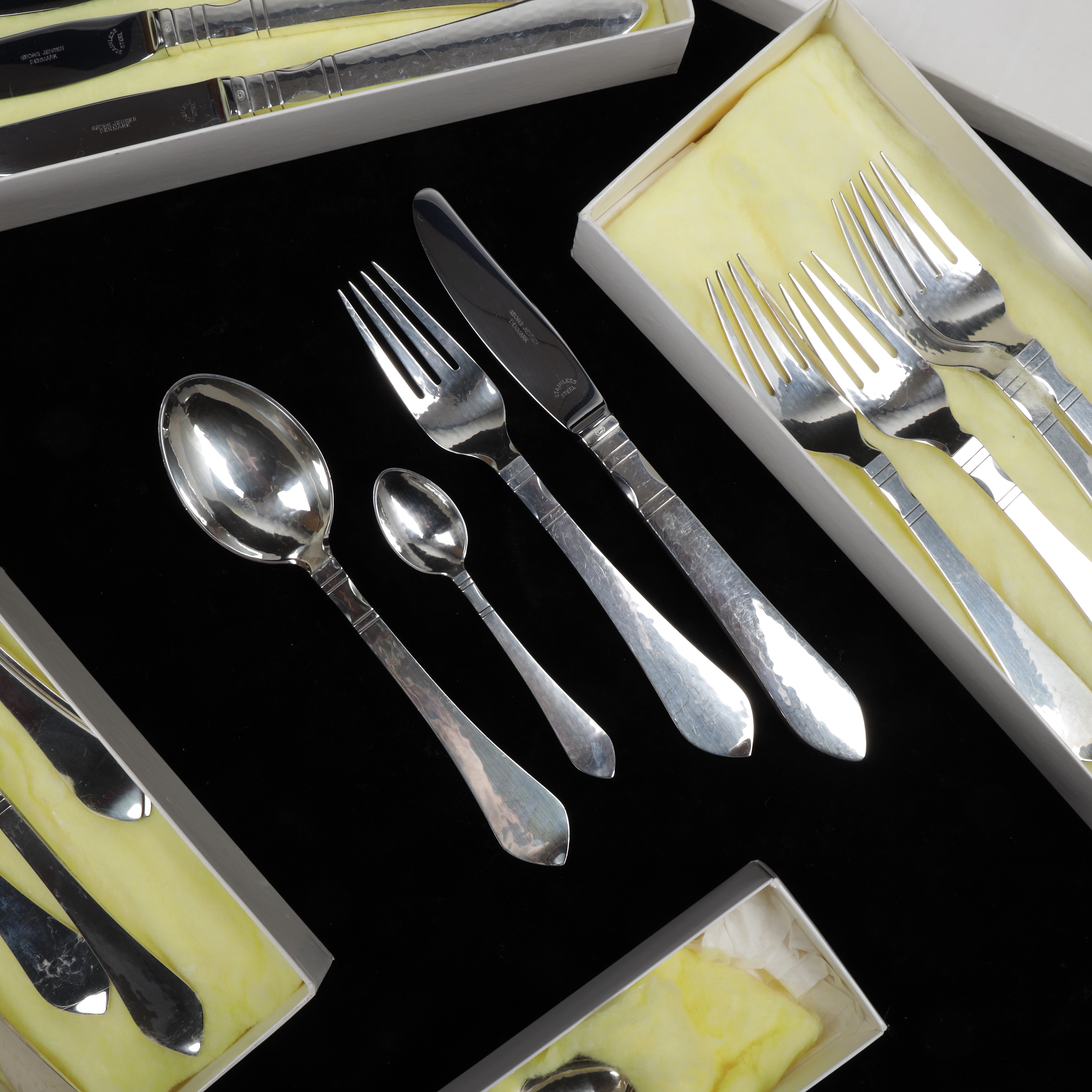 GEORG JENSEN. Bestickuppsättning, 19 delar, silver, "Antik/Continental", totalvikt 917 gram.