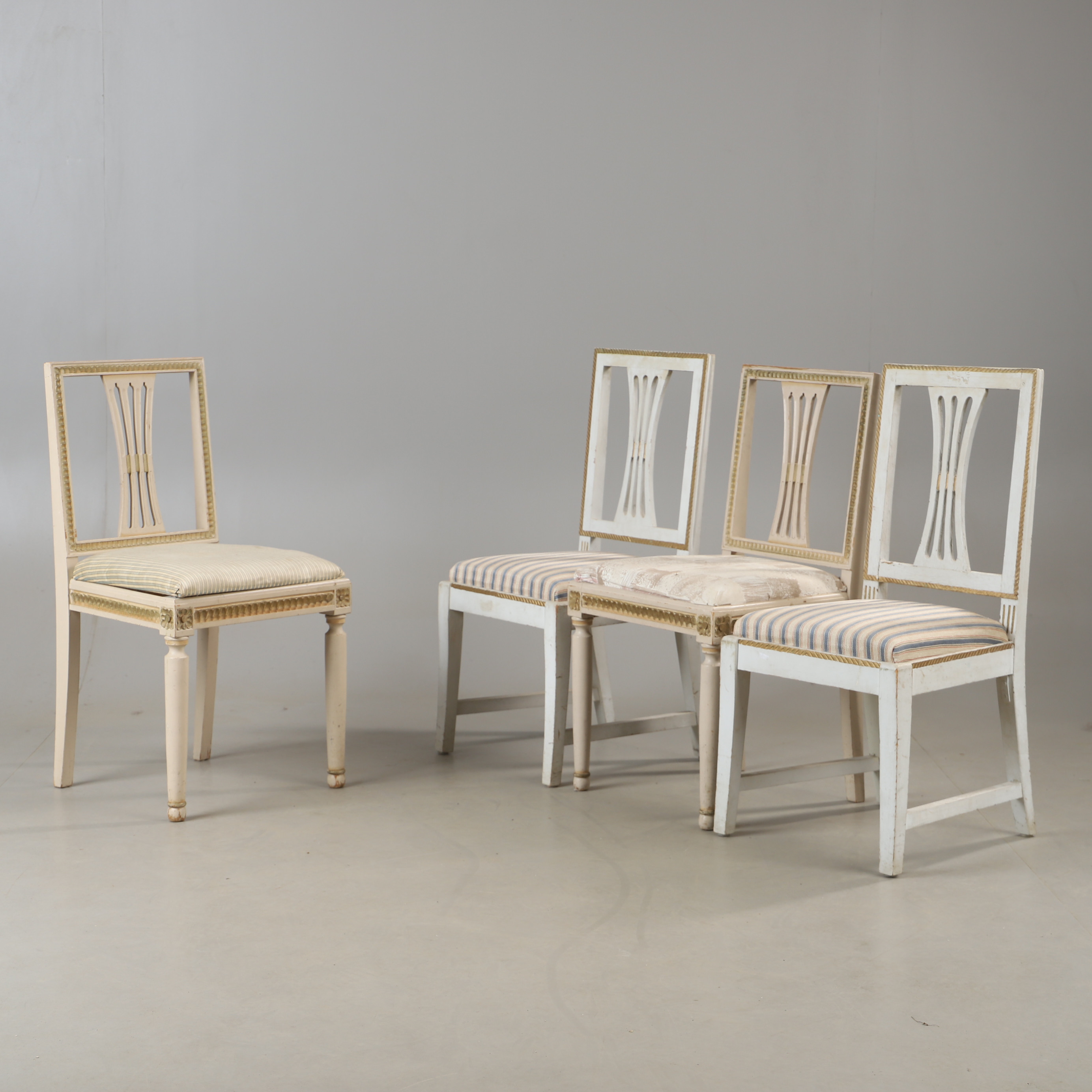 STOLAR, 4 stycken, vitmålade, 1900-tal.