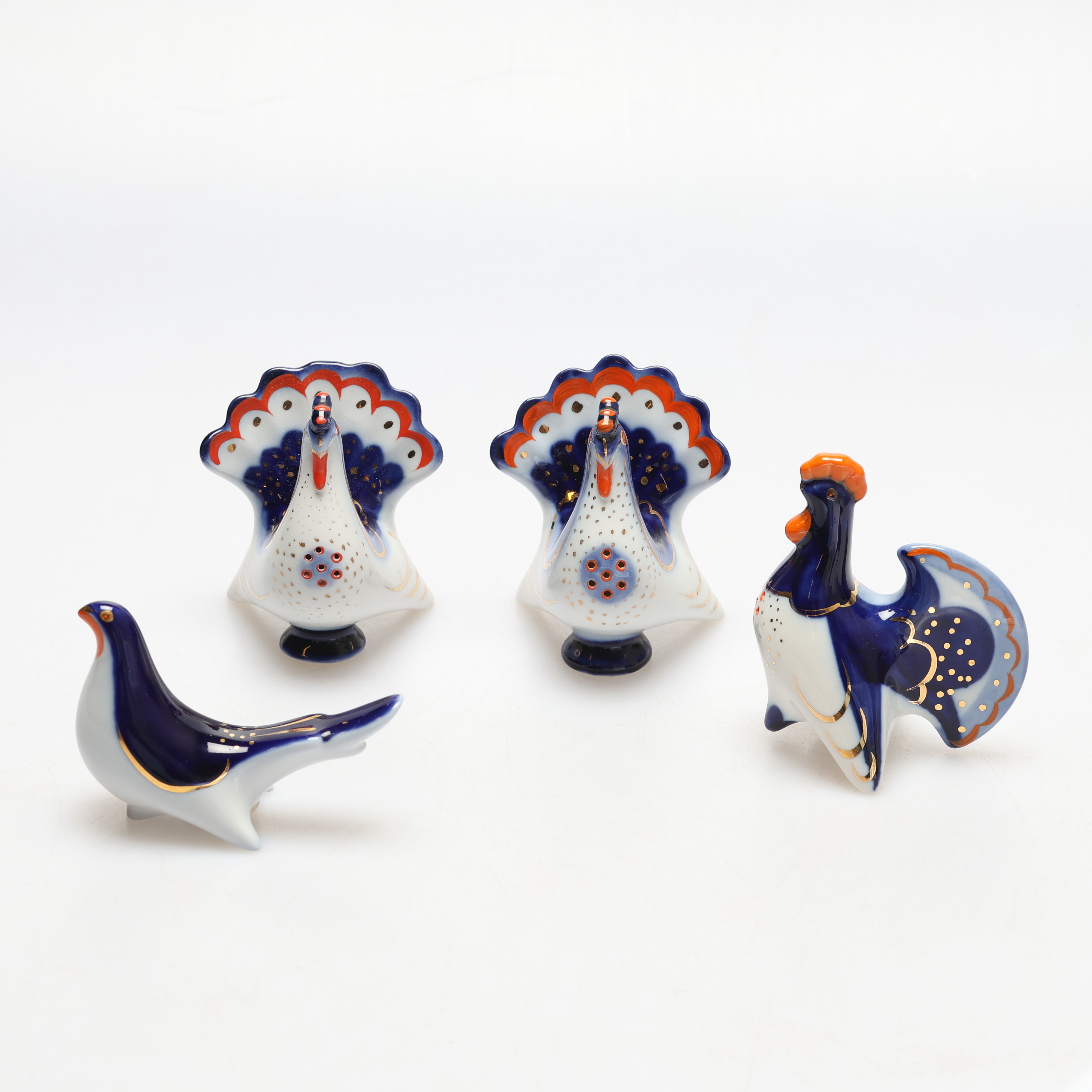 SALT-OCH PEPPARKAR. 4 st. porslin, Lomonosov, USSR.