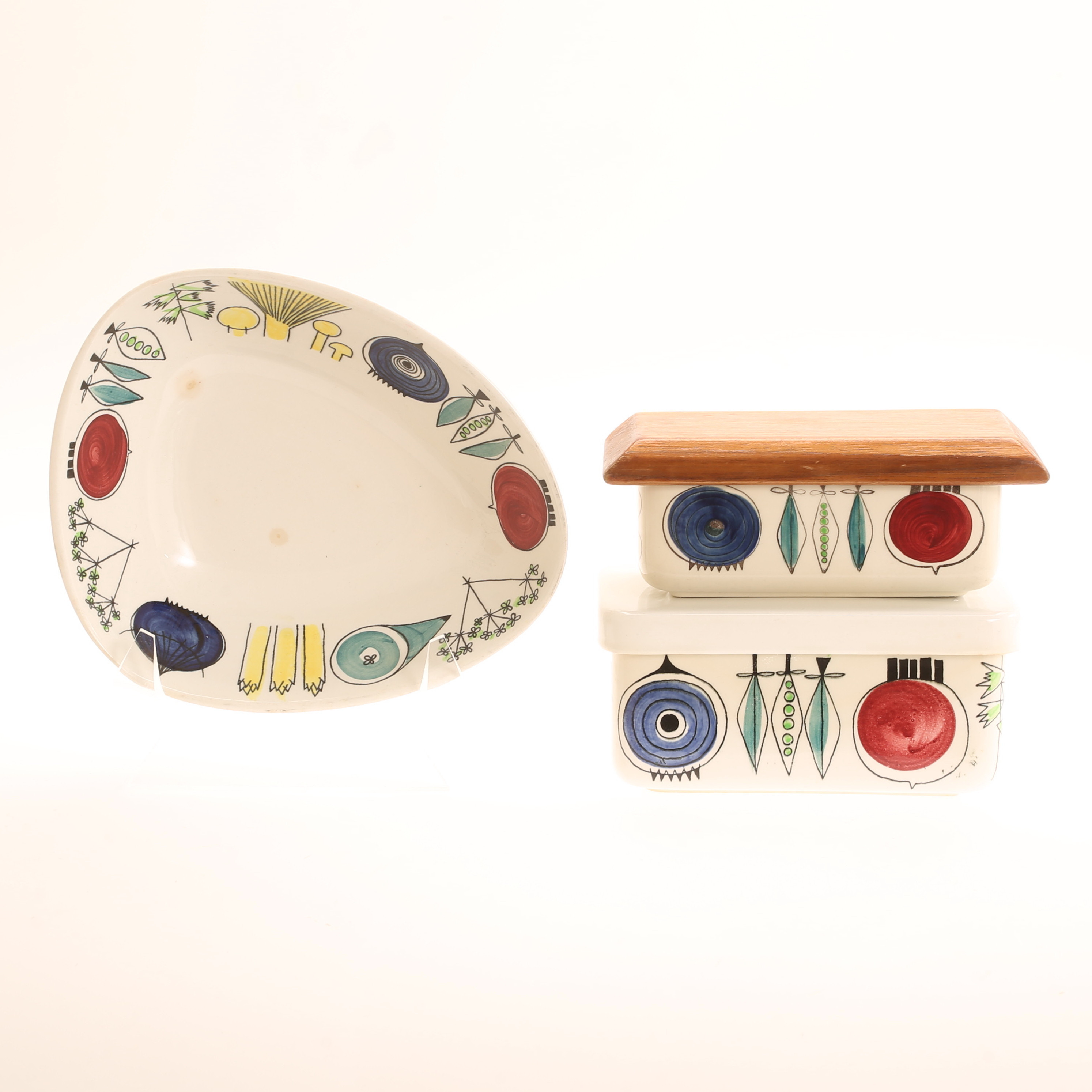 MARIANNE WESTMAN. Servisdelar, 3 stycken, porslin, "picknick", Rörstrand.