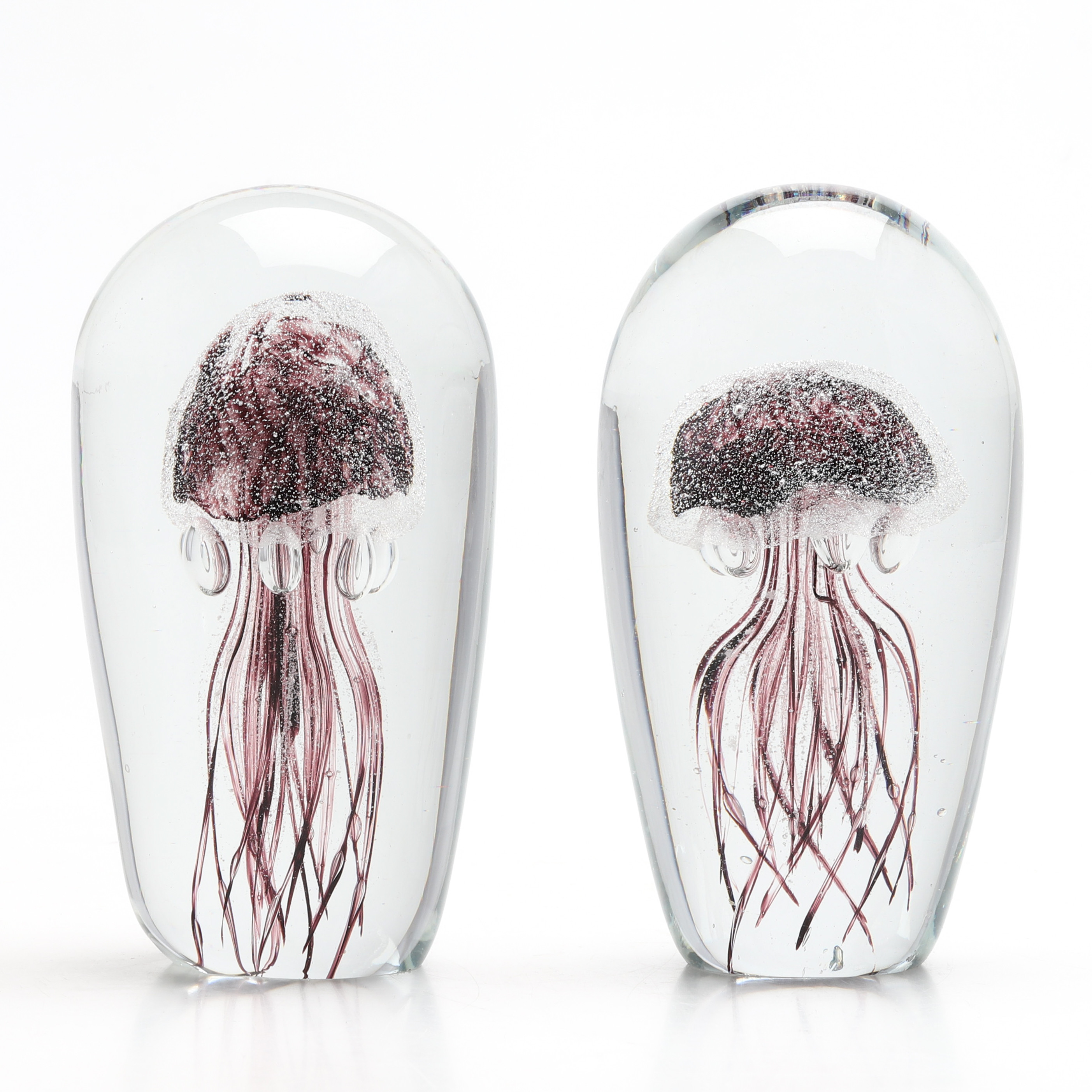 KONSTGLAS, 2 st, manet, pappersvikt.