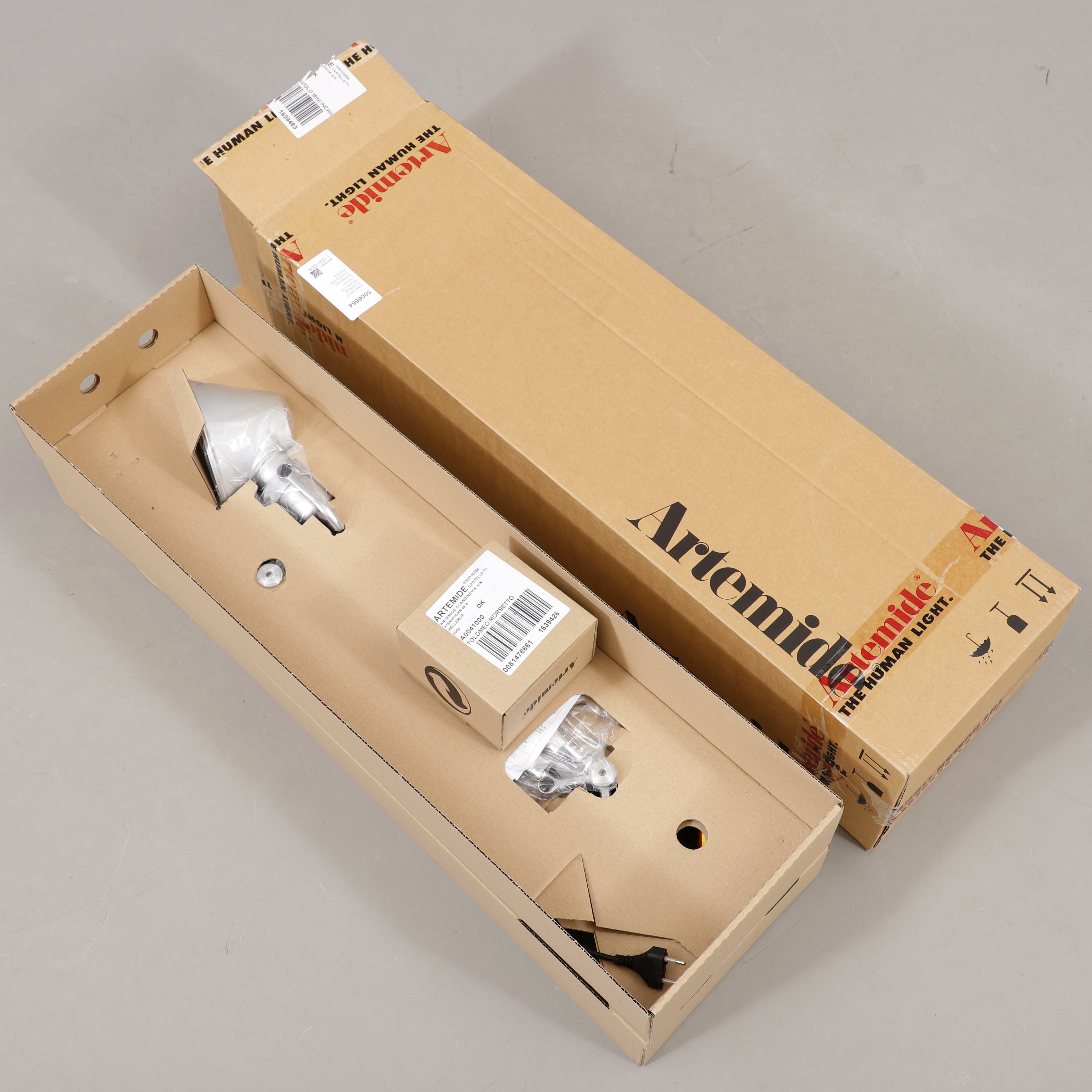 GIANCARLO FASSINA & MICHELE DE LUCCHI. Bordslampa, "Tolomeo Mini", Artemide.