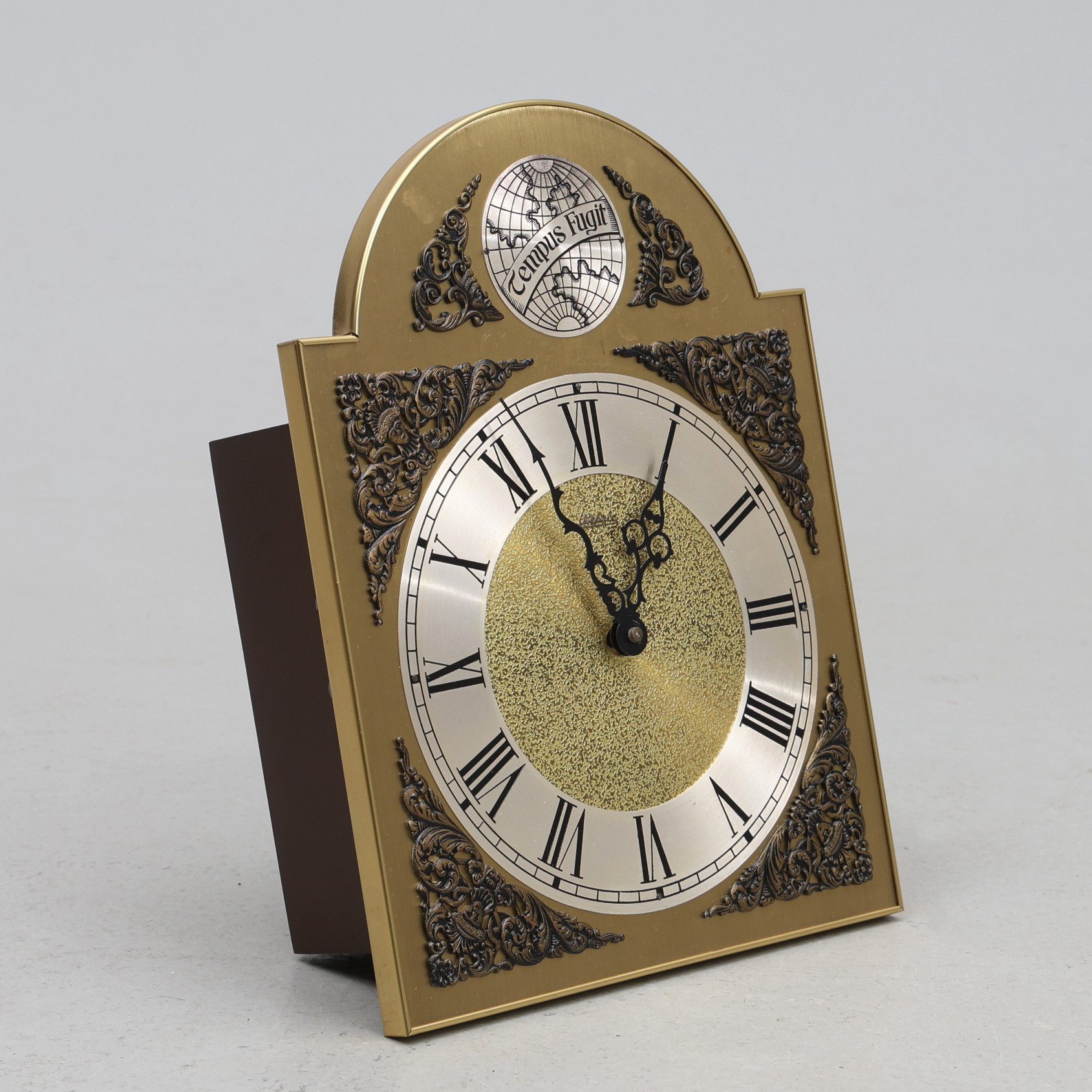 PENDELUR, Tempus Fugit, Wehrle . 1900-talets andra hälft.