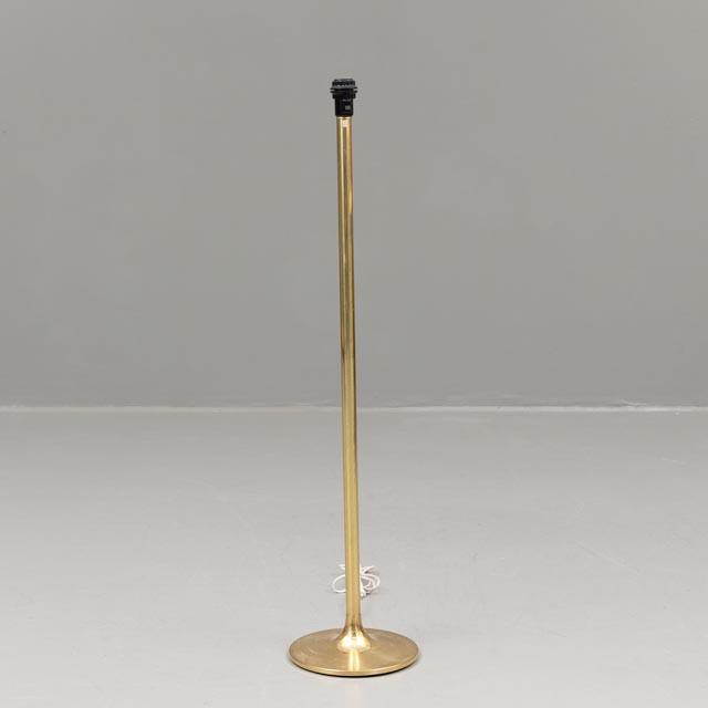 GOLVLAMPA, Ivars, 1900-talets senare del.