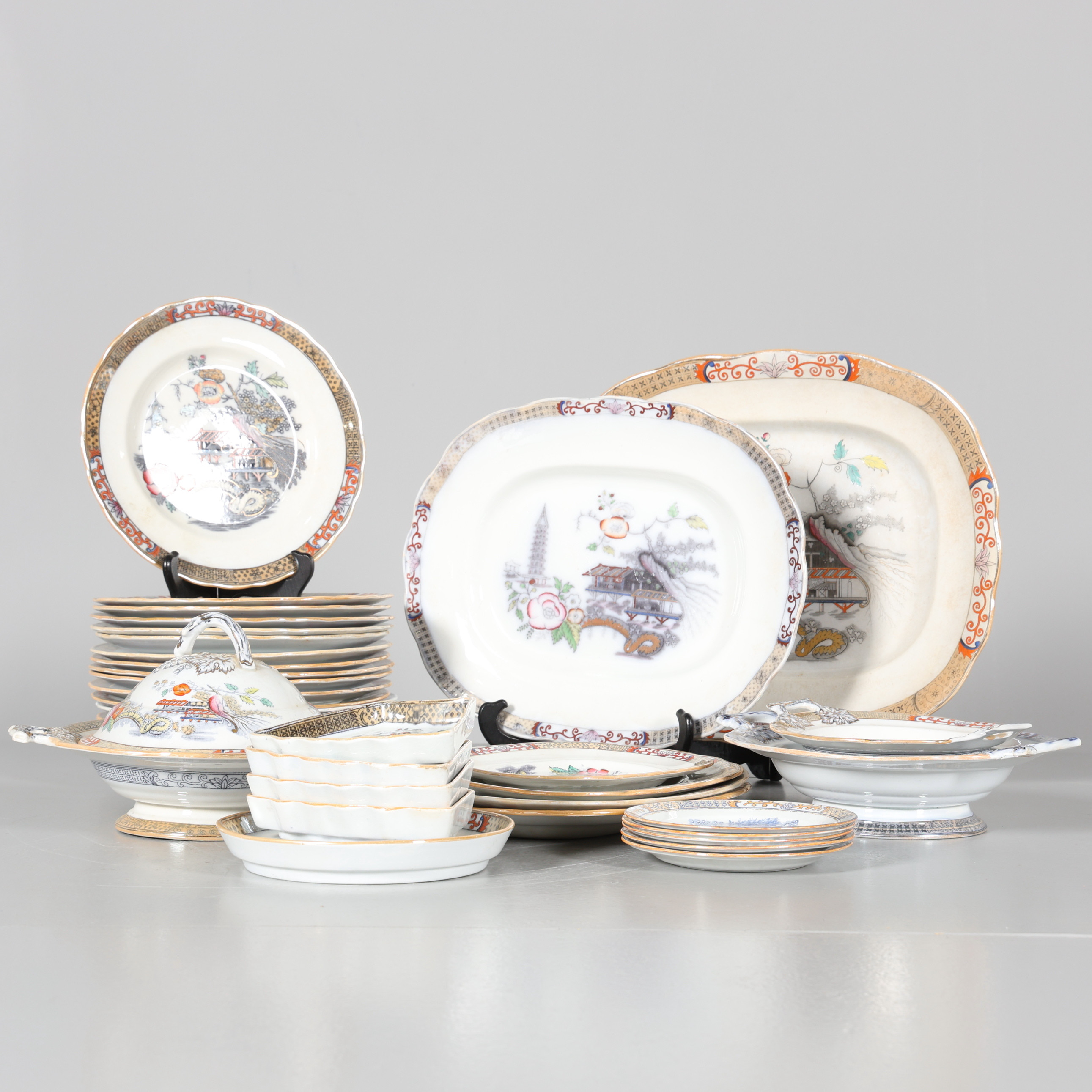 SERVISDELAR, 37 stycken, "Japan", Rörstrand/Arabia.