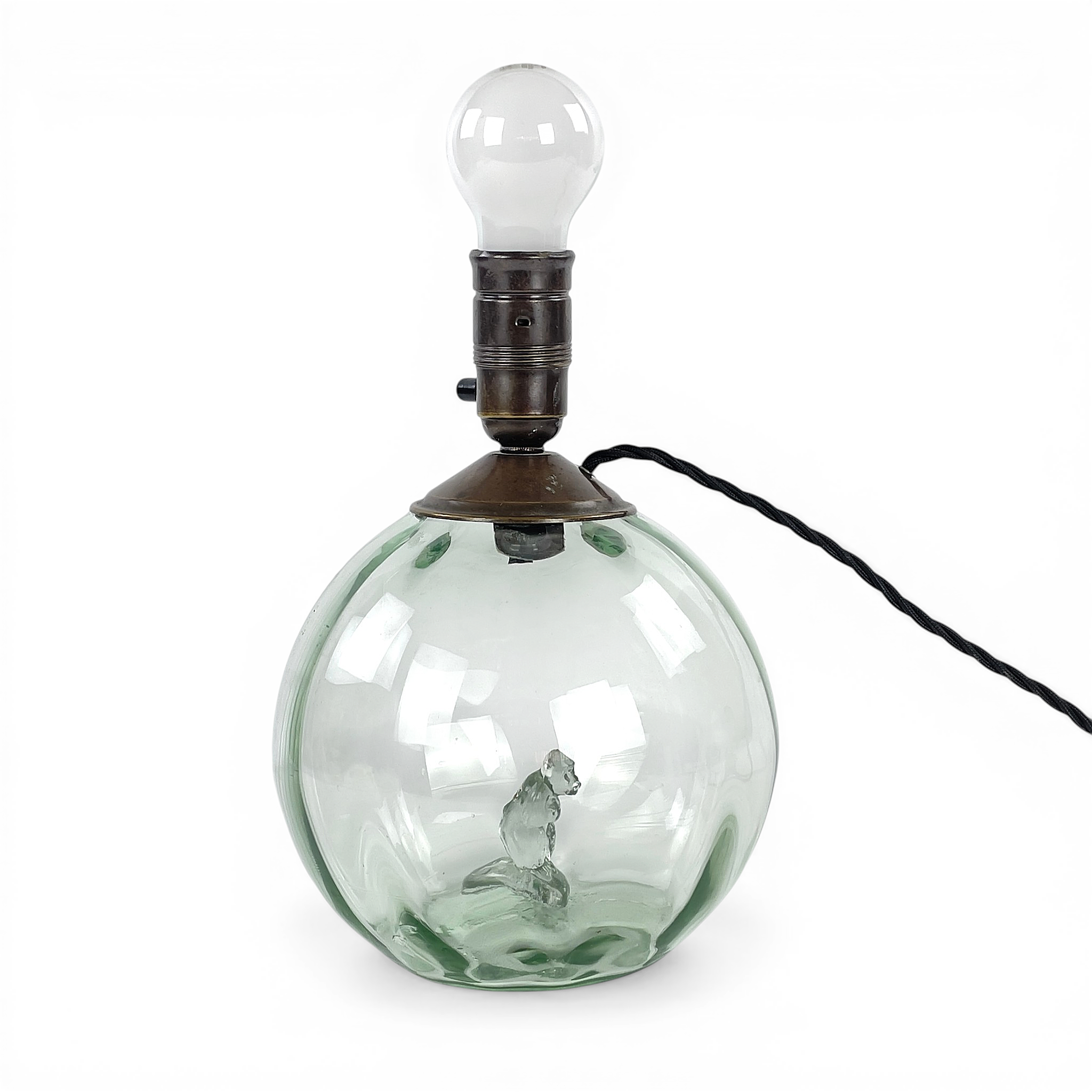 BORDSLAMPA. Glas, delvis Ture Berglund, Skansen, Stockholms Glasbruk, 1900-tal.