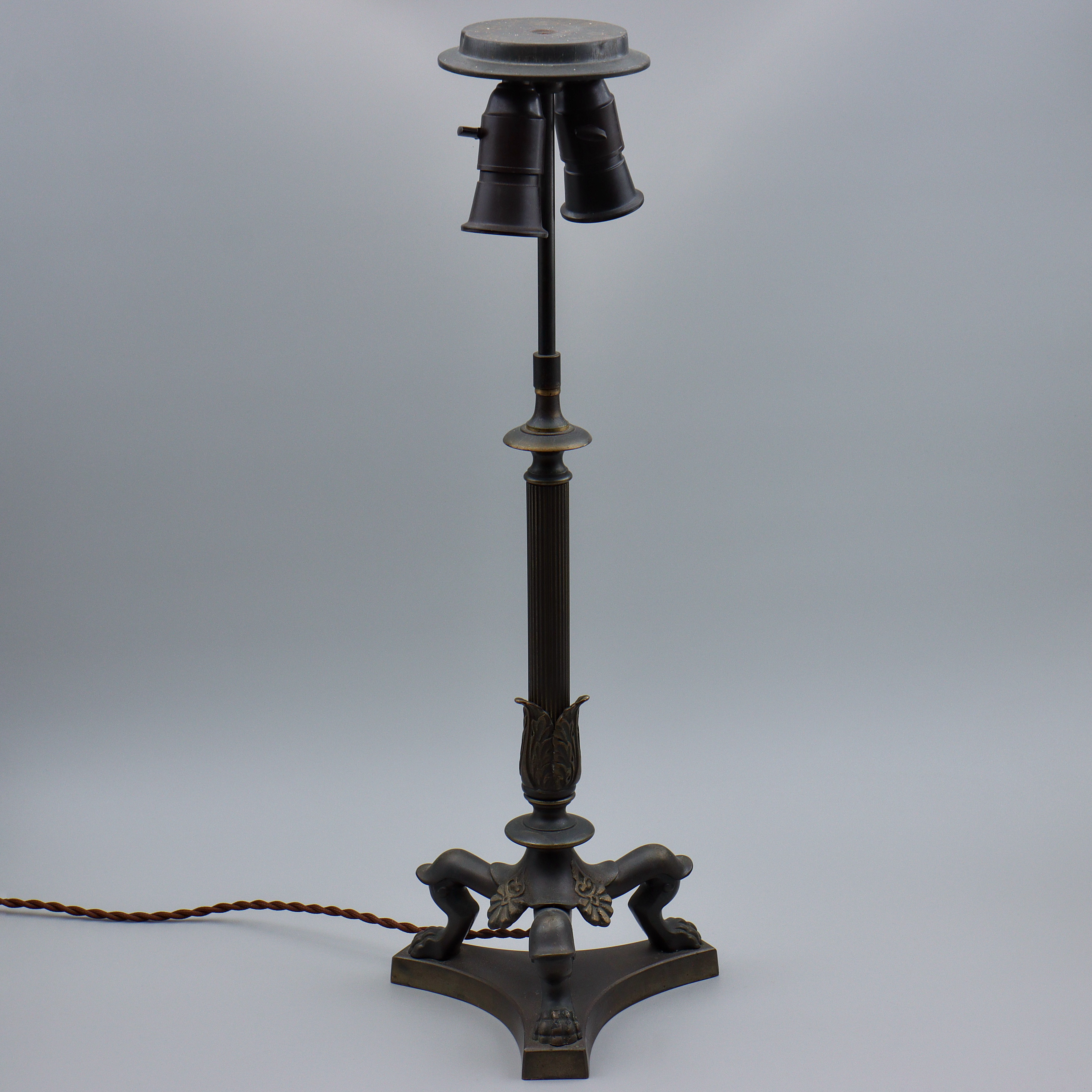 BORDSLAMPA, BRONS, SENT 1800-TAL, MG BINDESBØLL (1800-1856) / VILHELM BISSEN (1836-1913).