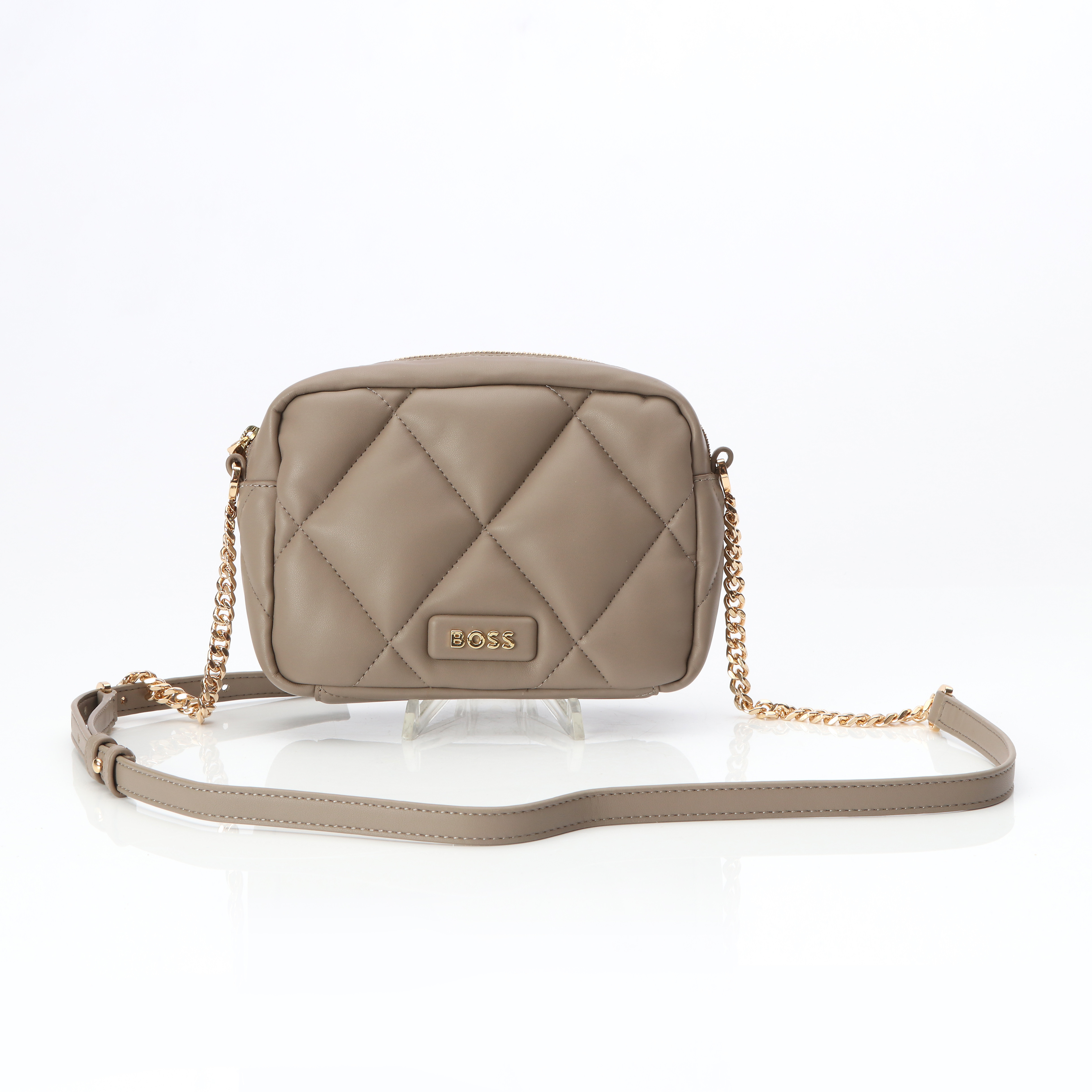 HUGO BOSS, axelremsväska. Gråbeige skinn med detaljer i gulmetall. Insida fodrad med nylon, märkt Boss.