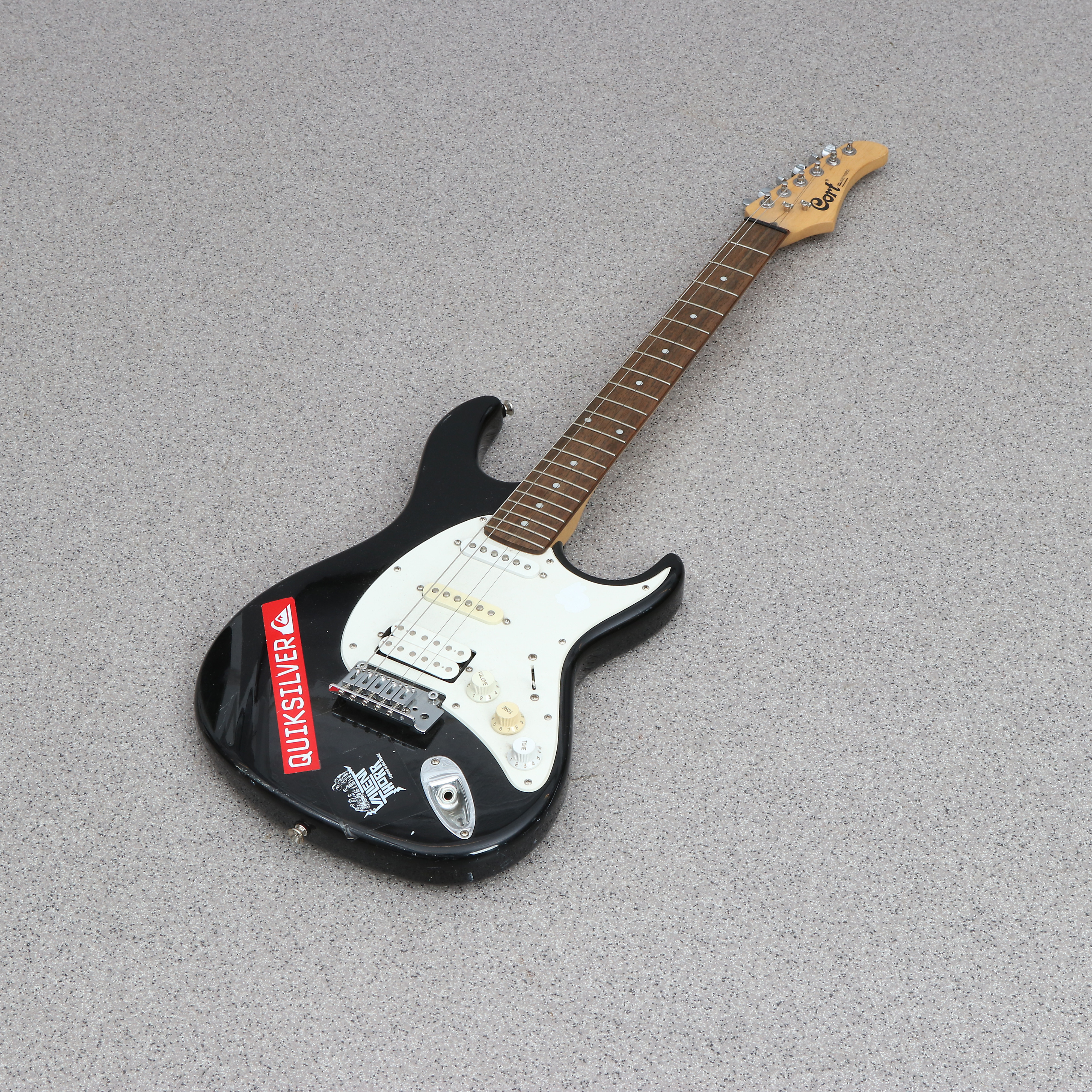 CORT, ELGITARR. Stratocasterliknande modell. Samtida tillverkning.