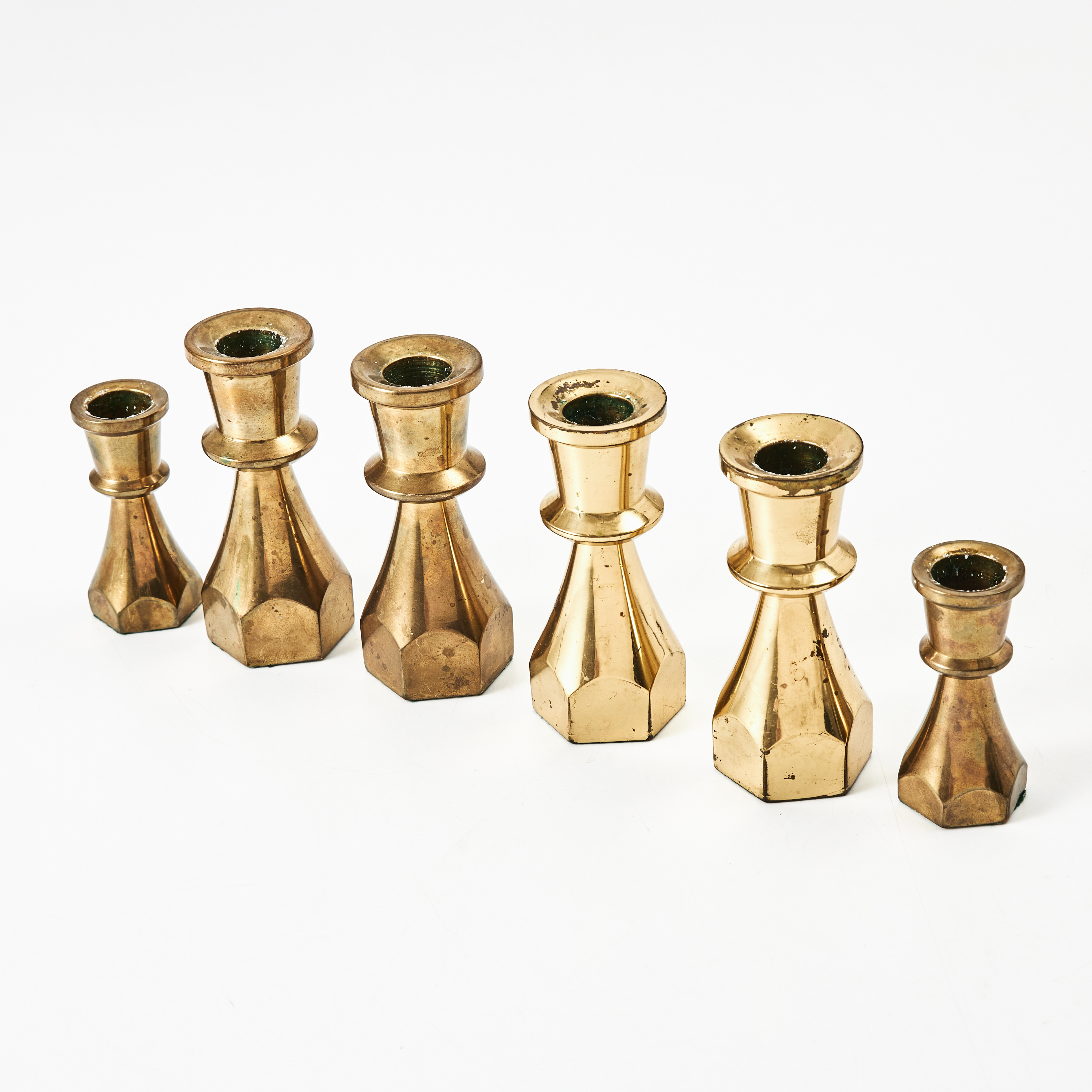 BERNT SVENSSON, ljusstakar, 2+4, mässing, 1900-talets andra hälft.