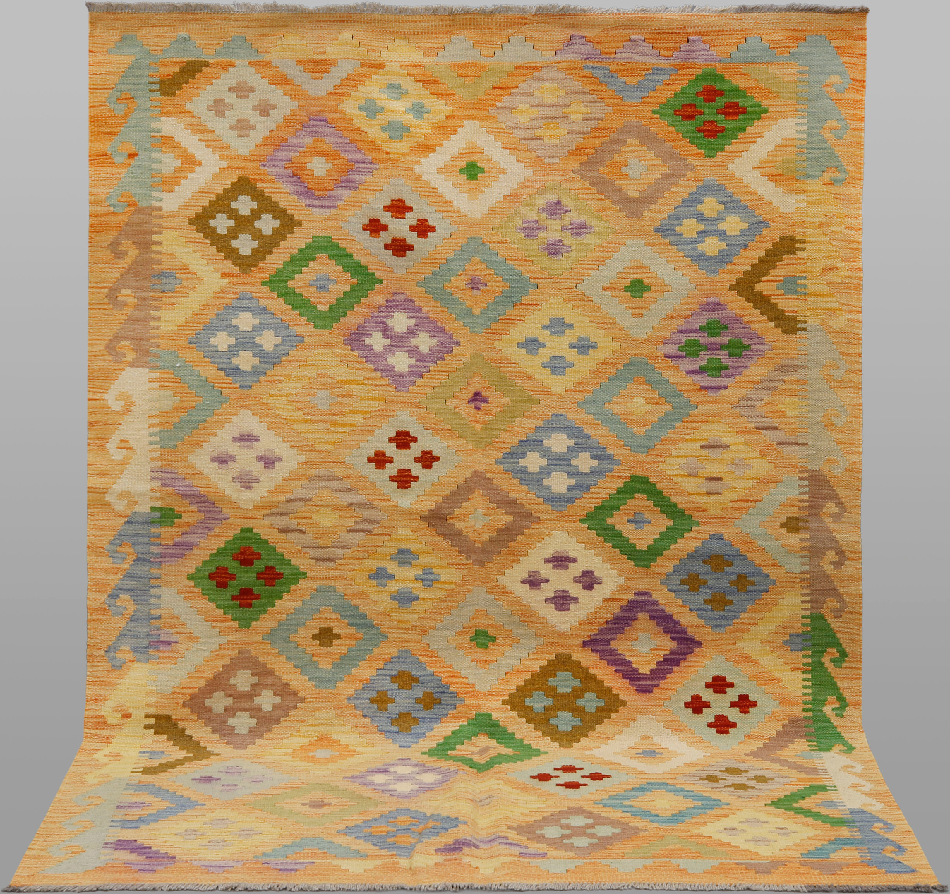 MATTA. Kelim klassisk design, 193 x 146 cm.