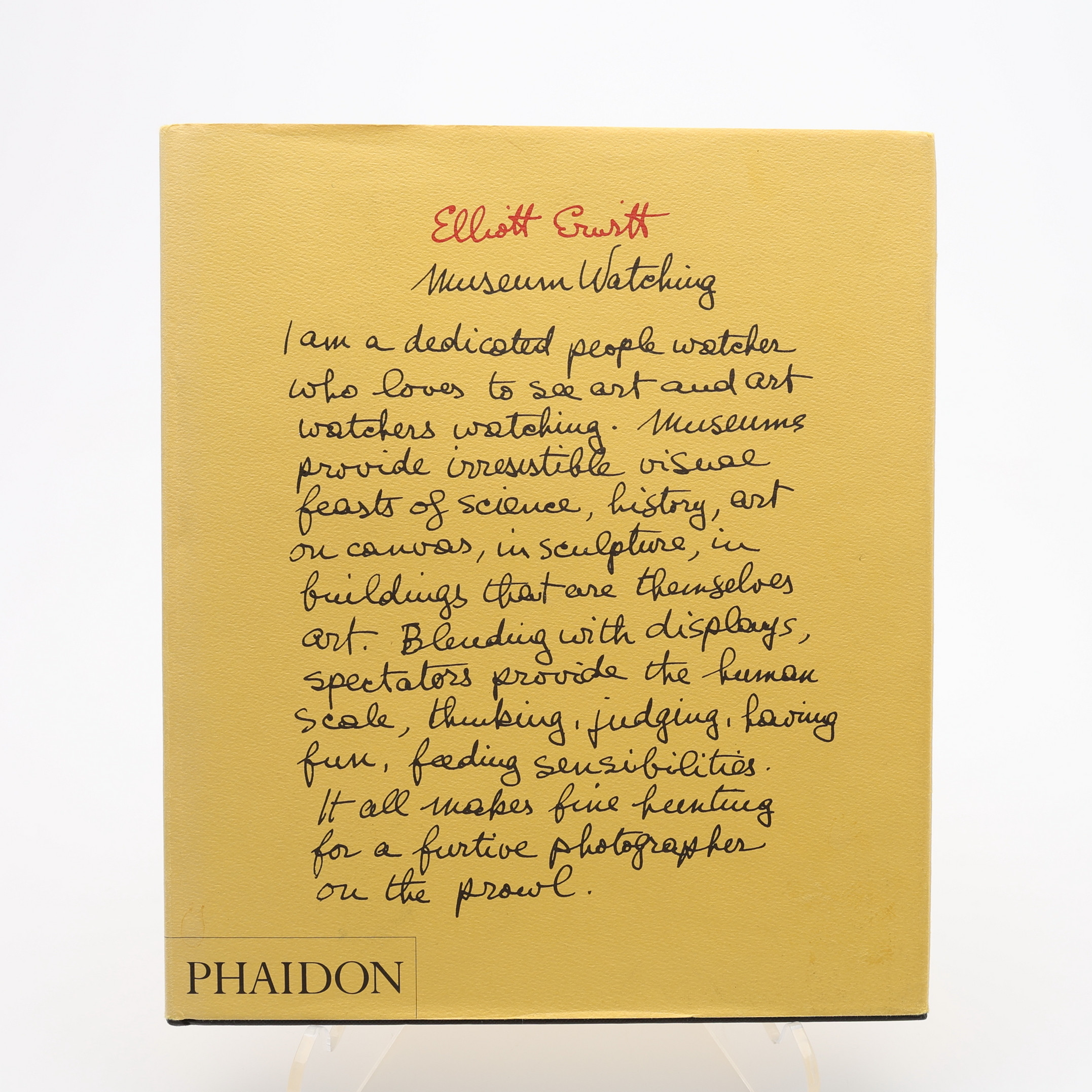 FOTO. DEN FRANSKFÖDDE FOTOGRAFEN ELLIOTT ERWITTS "MUSEUM WATCHING", 1999.