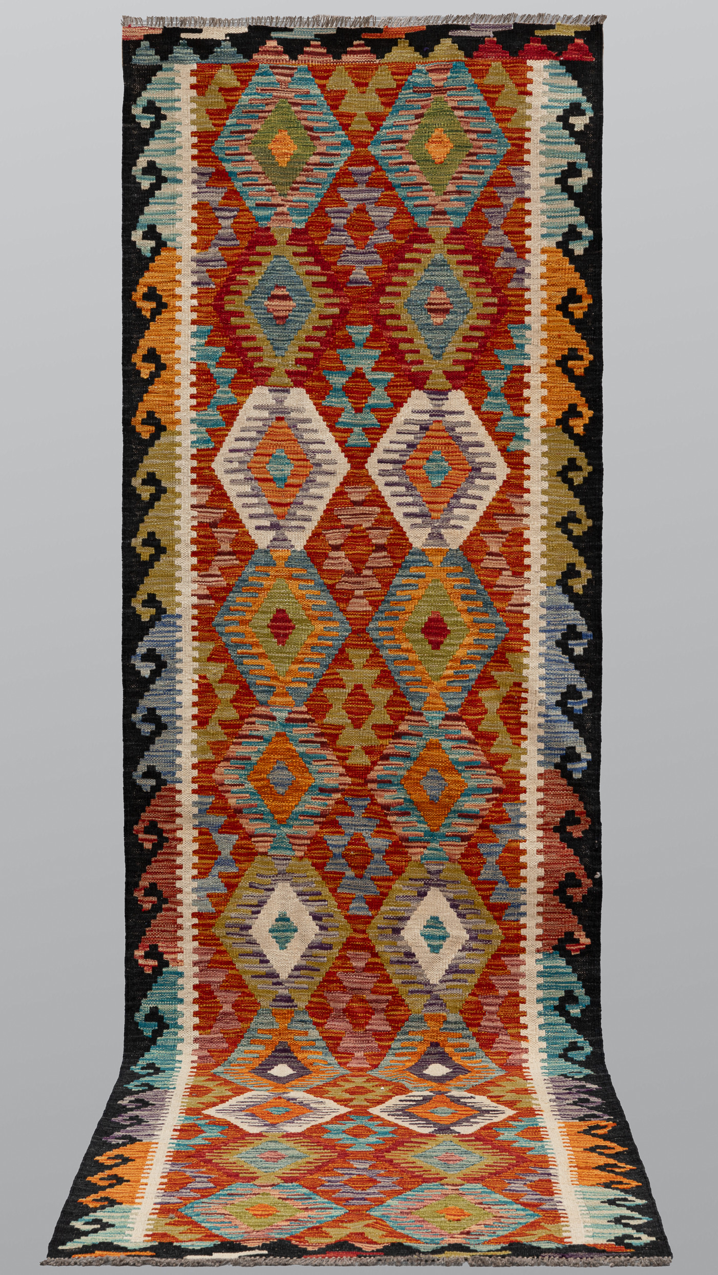 MATTA. Kelim klassisk design gallerimodell, 285 x 86 cm.