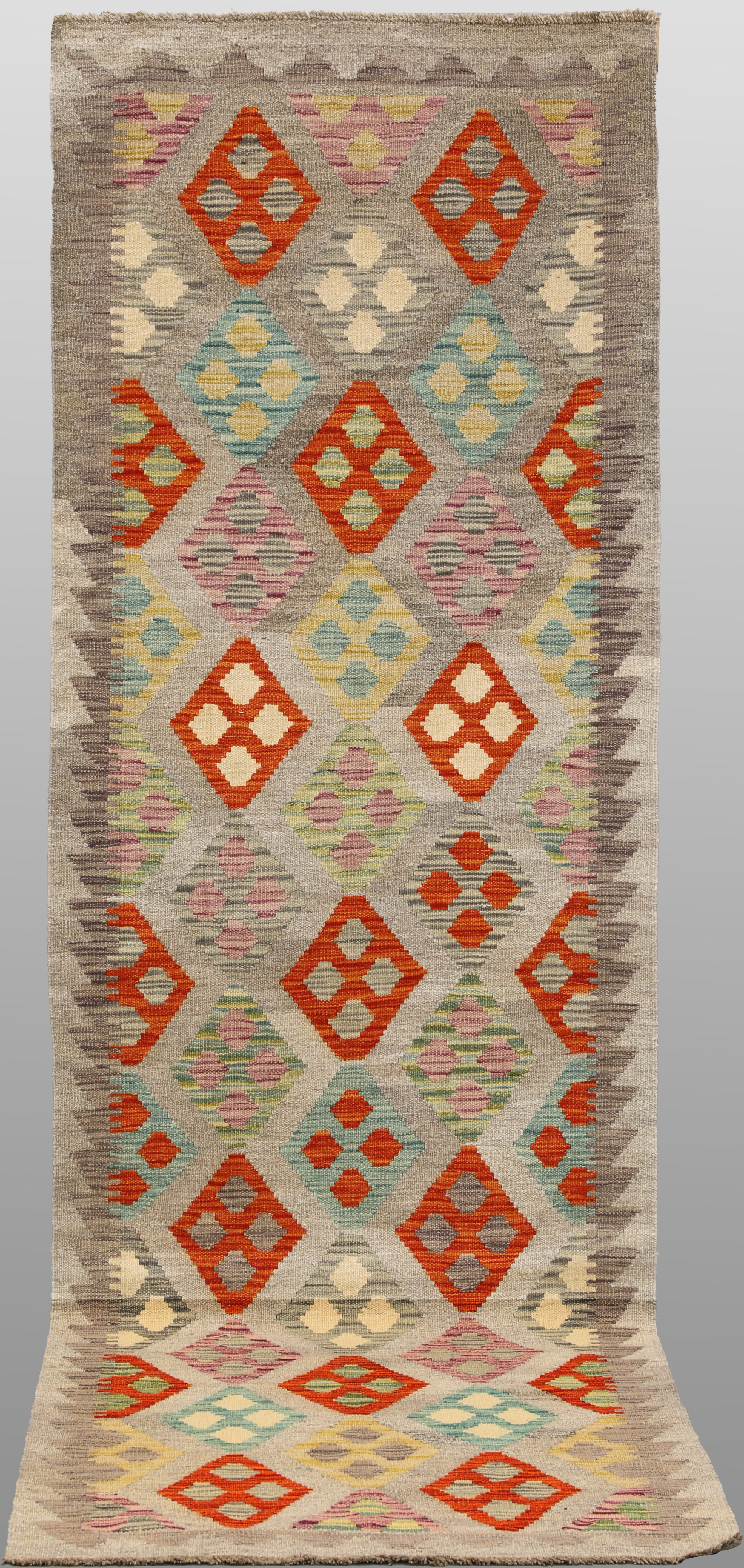 MATTA. Kelim klassisk design gallerimodell, 294 x 84 cm.