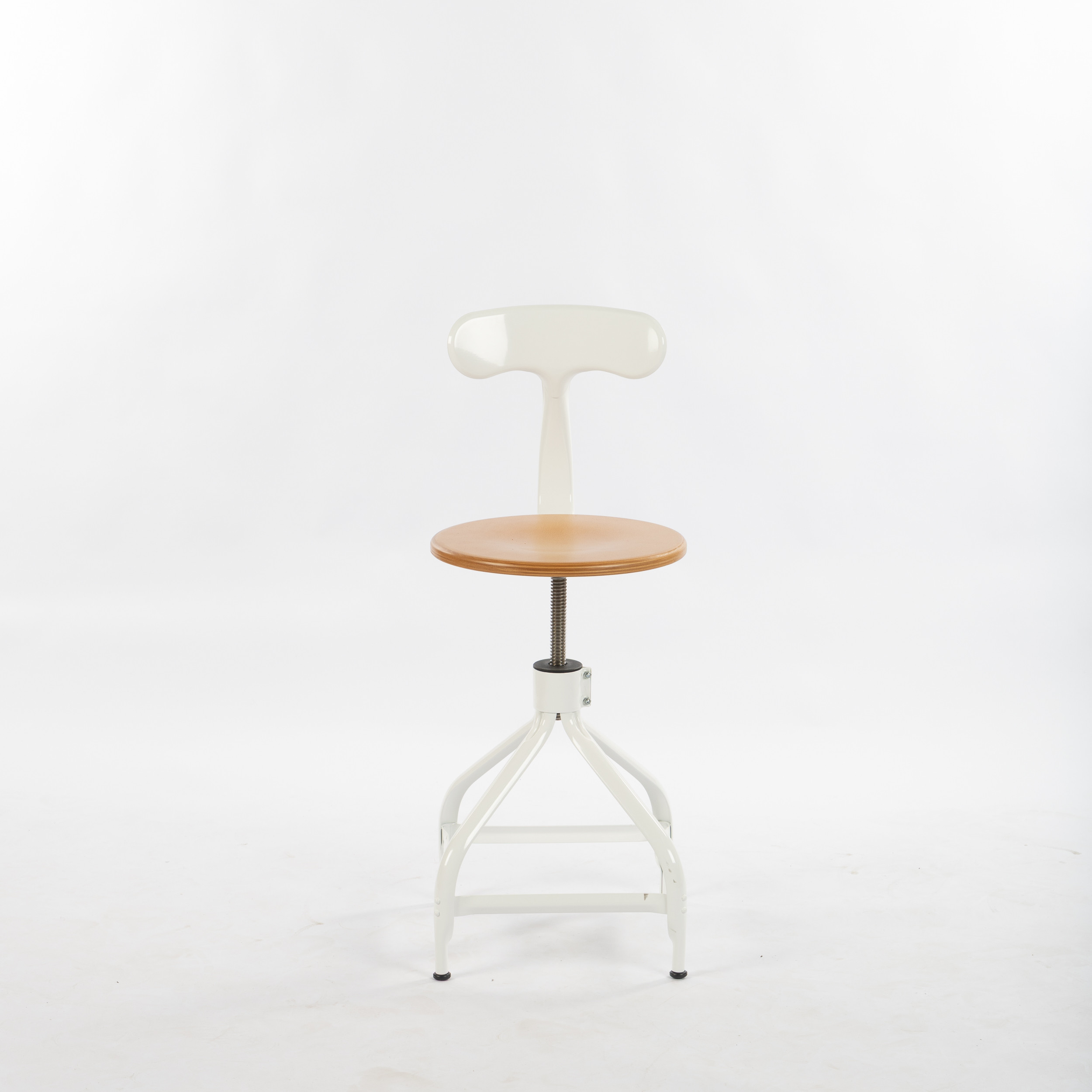 CHAISES NICOLLES, Frankrike. Stol i vitlackerad metall, samtida.