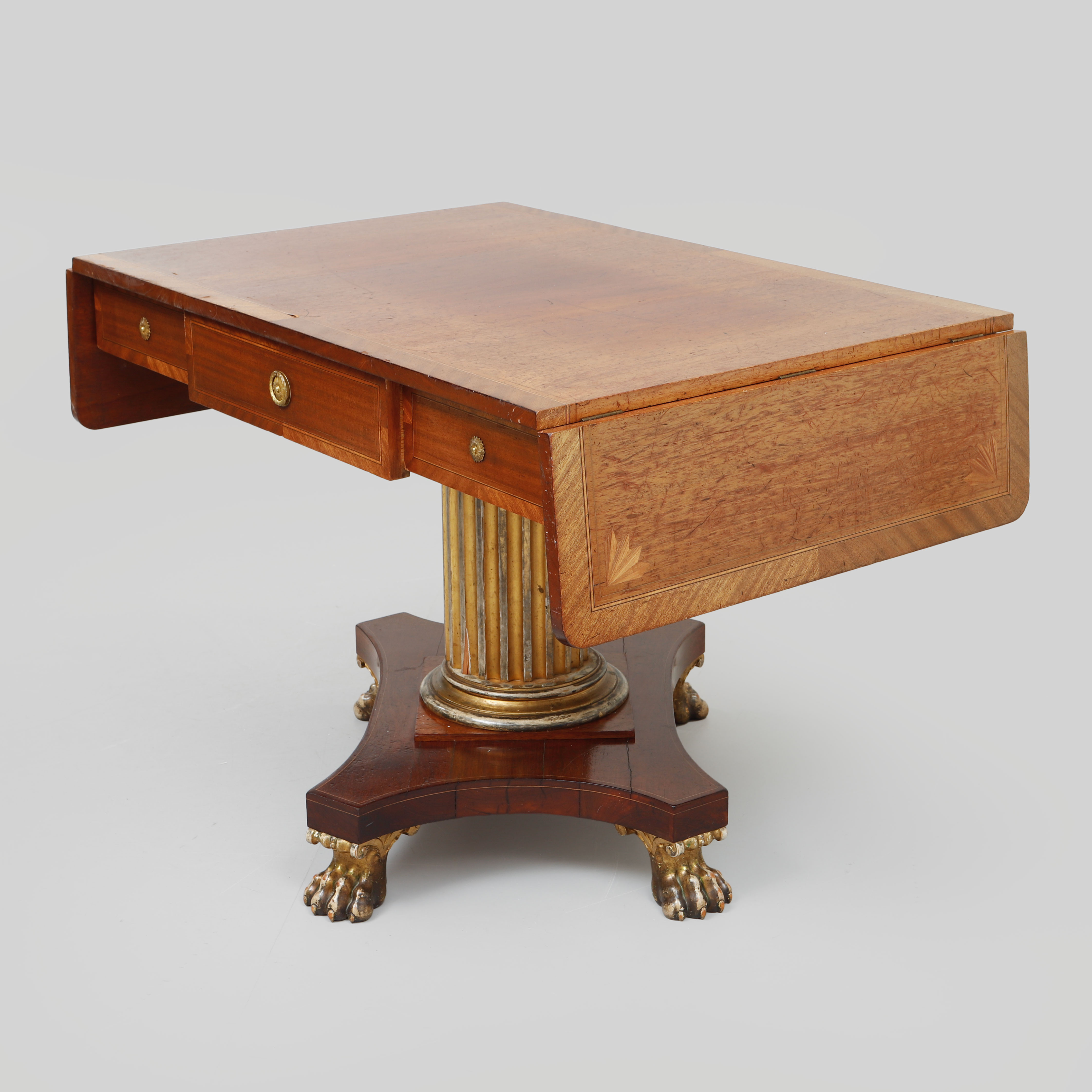 SALONGSBORD, 1800-tal.