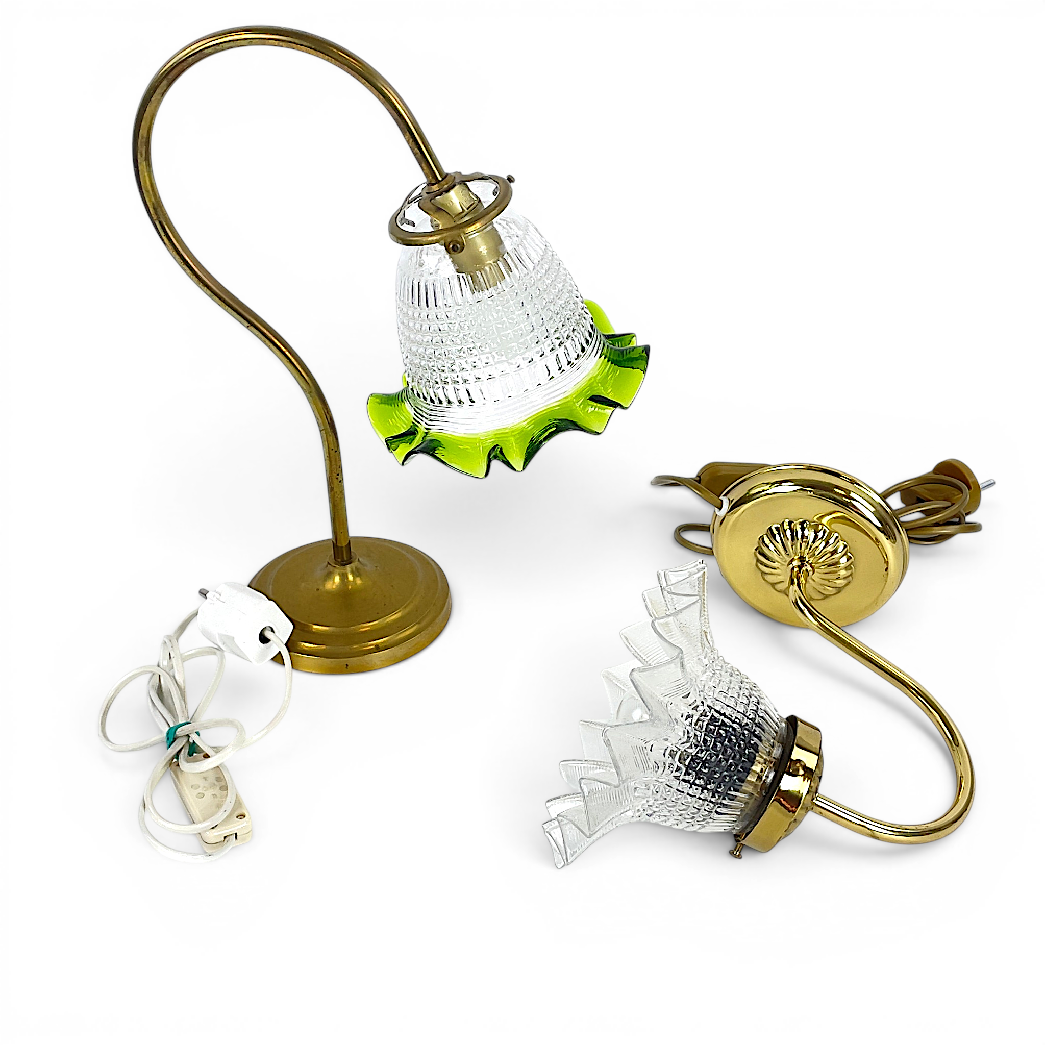 BORDSLAMPA & VÄGGLAMPA, 2 st, bl.a. Gamla Stans Lampverkstad, 1900-talets andra hälft.