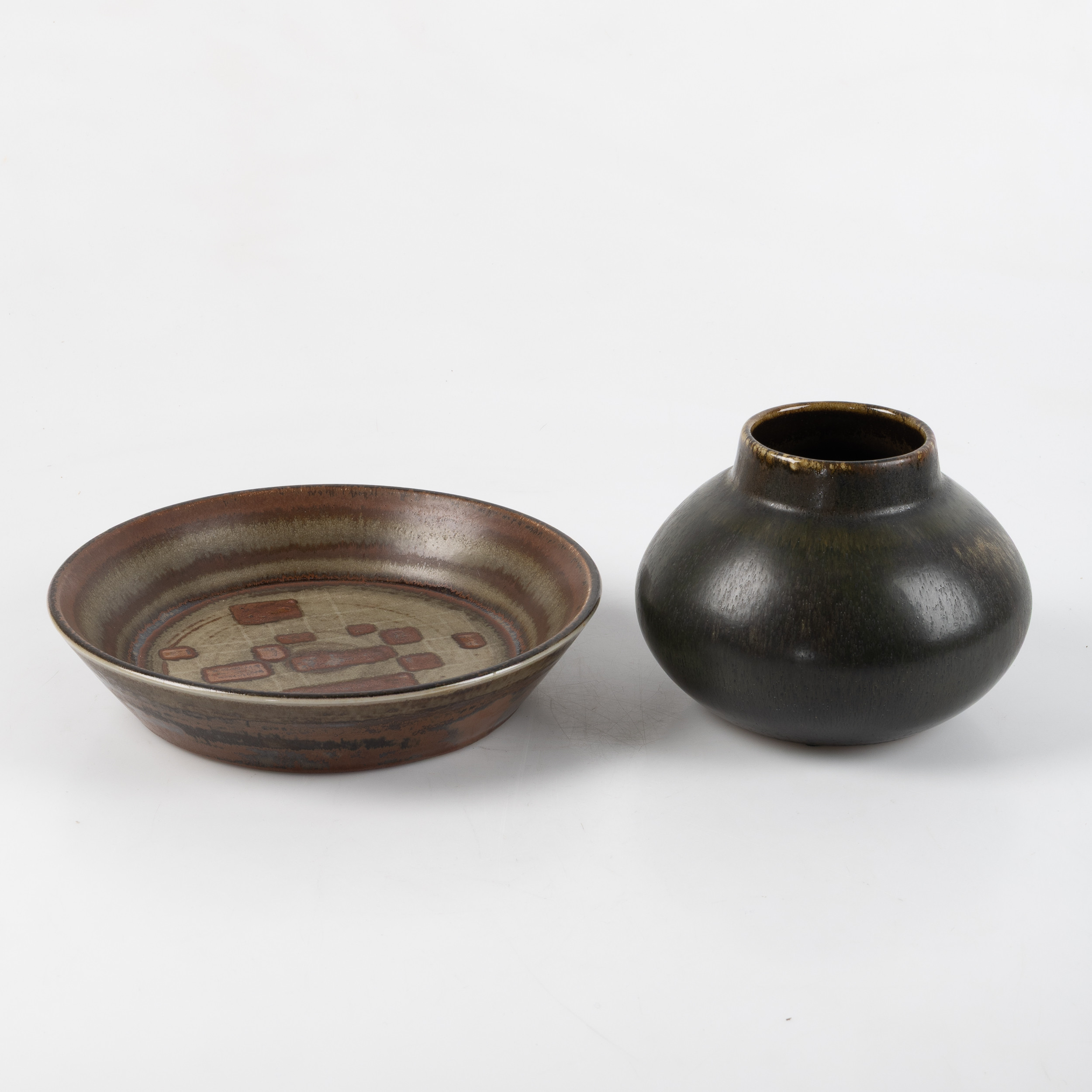 CARL-HARRY STÅLHANE. Vas samt skål, stengods, Rörstrand atelje, II:a sortering.